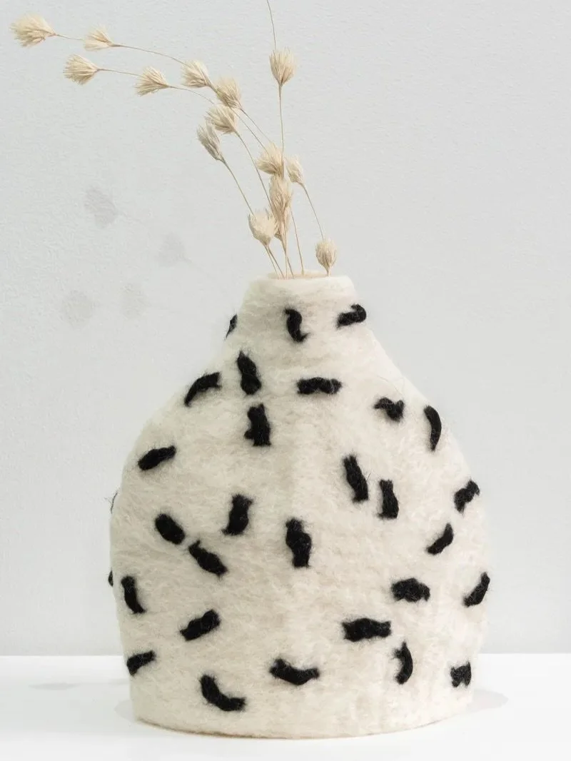 G R A Y  A R E A  G A L L E R Y

I am so excited to share that I have joined @grayareagallery as one of their featured artists! 

You can now view, enquire &amp; shop my work directly via the gallery - link in bio ✨ 

You will find a wide collection 