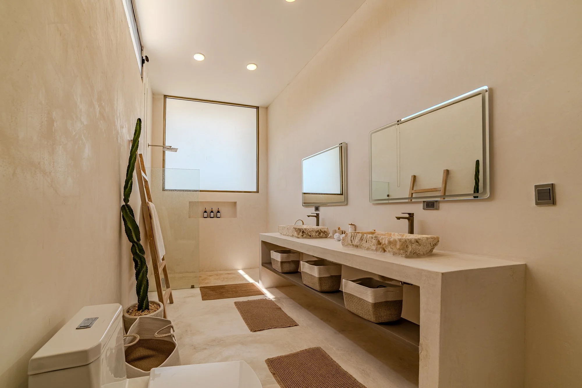 DSC01677-HDR.jpg