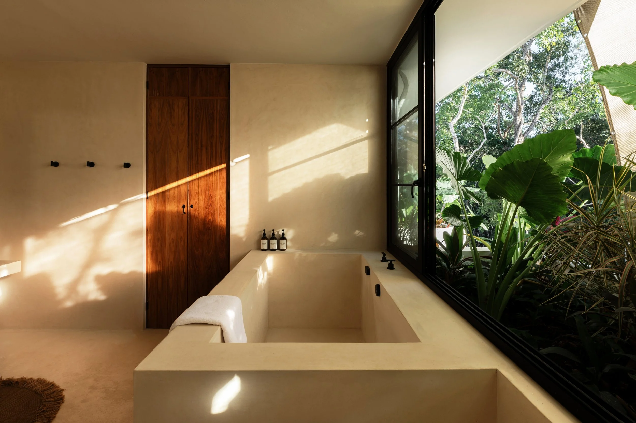 2024-02-21 - Hacienda Babylon-57.jpg