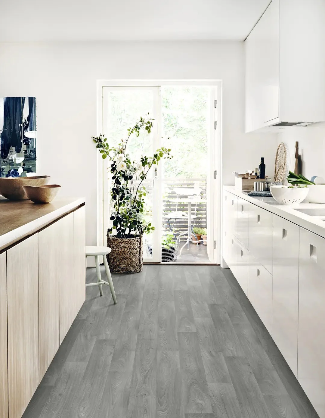 Cirrus Furlong Vinyl supplied and fitted