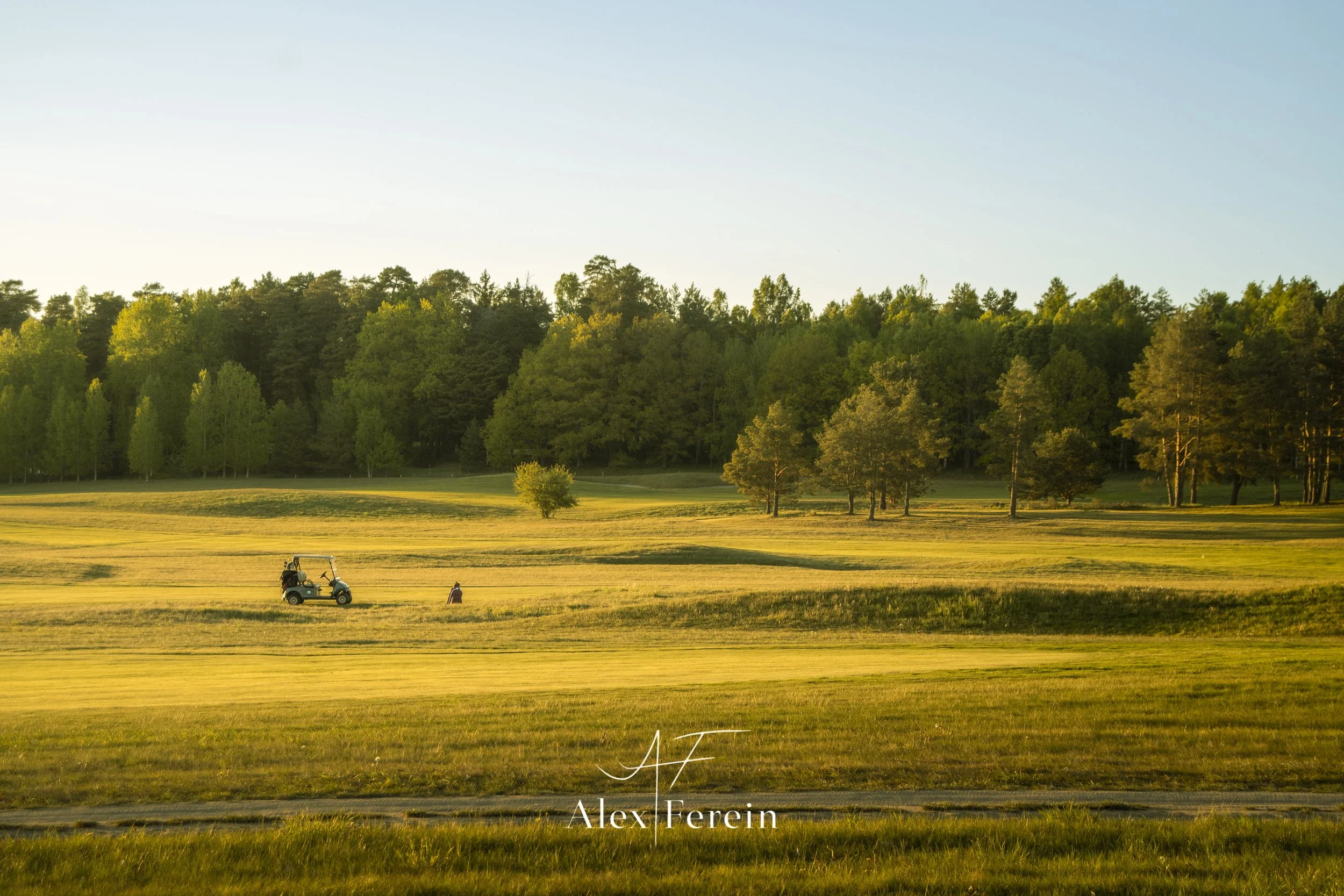 Malarö Golf Golden Hour-1.jpg