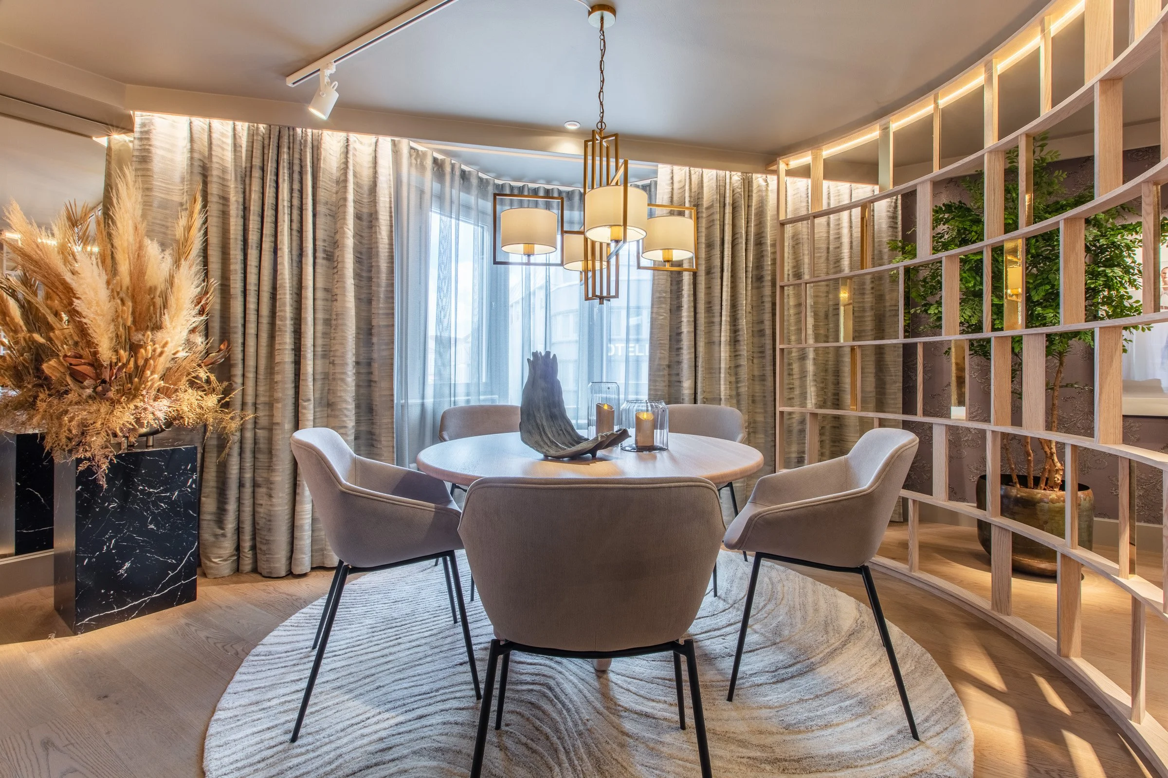 Lars Wallin Suite @2400px-6_JPG.Jpg