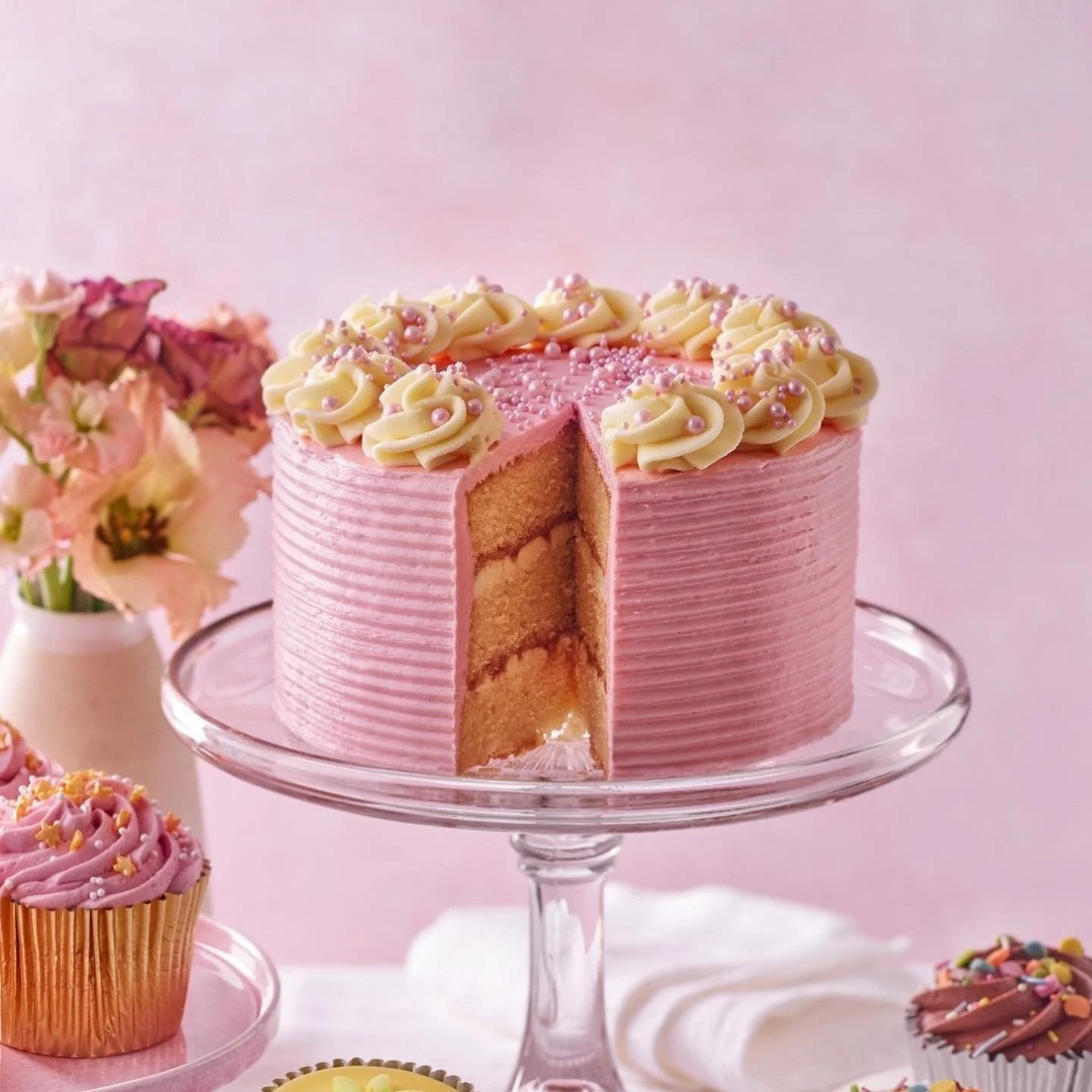 Wedding bells, BBQs, and sunny get-togethers &ndash; summer is made for cake 🎂

Our pick for peak wedding season? The elegant Pink Boutique Cake 💗 But the Chocolate Confetti Cake is putting up a strong case too... Which one gets your vote?

🎀 = Pi