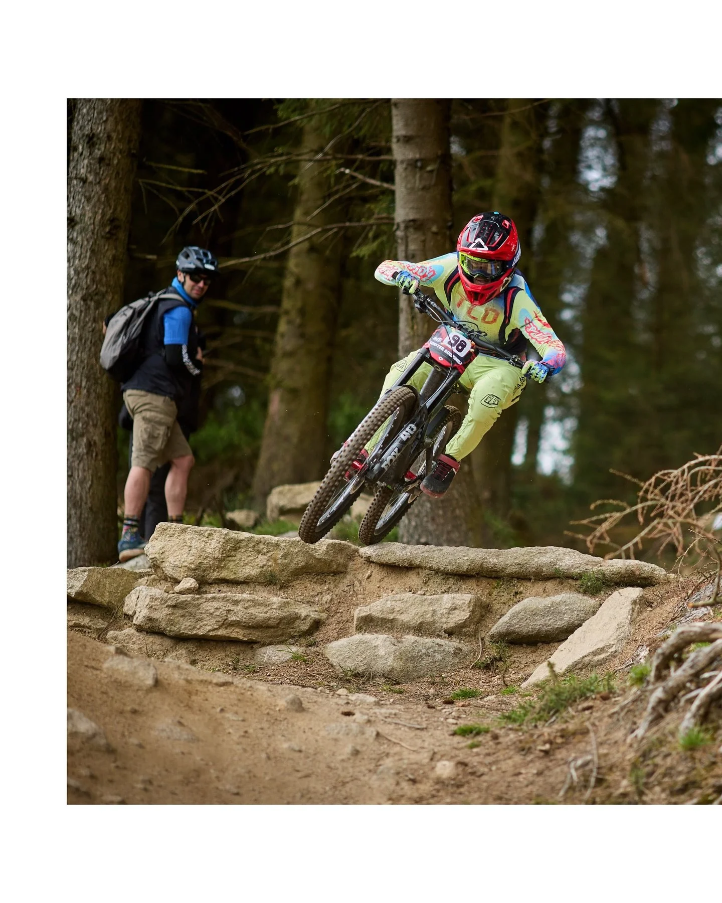 Currently away on a much needed break in the sun. Fly back Saturday and then straight to Ballyhoura on Sunday for the Irish DH National Champs - see you there👌

#tomscottphotos #photography #sportsphotographer #sportsphotography #photographer #editw