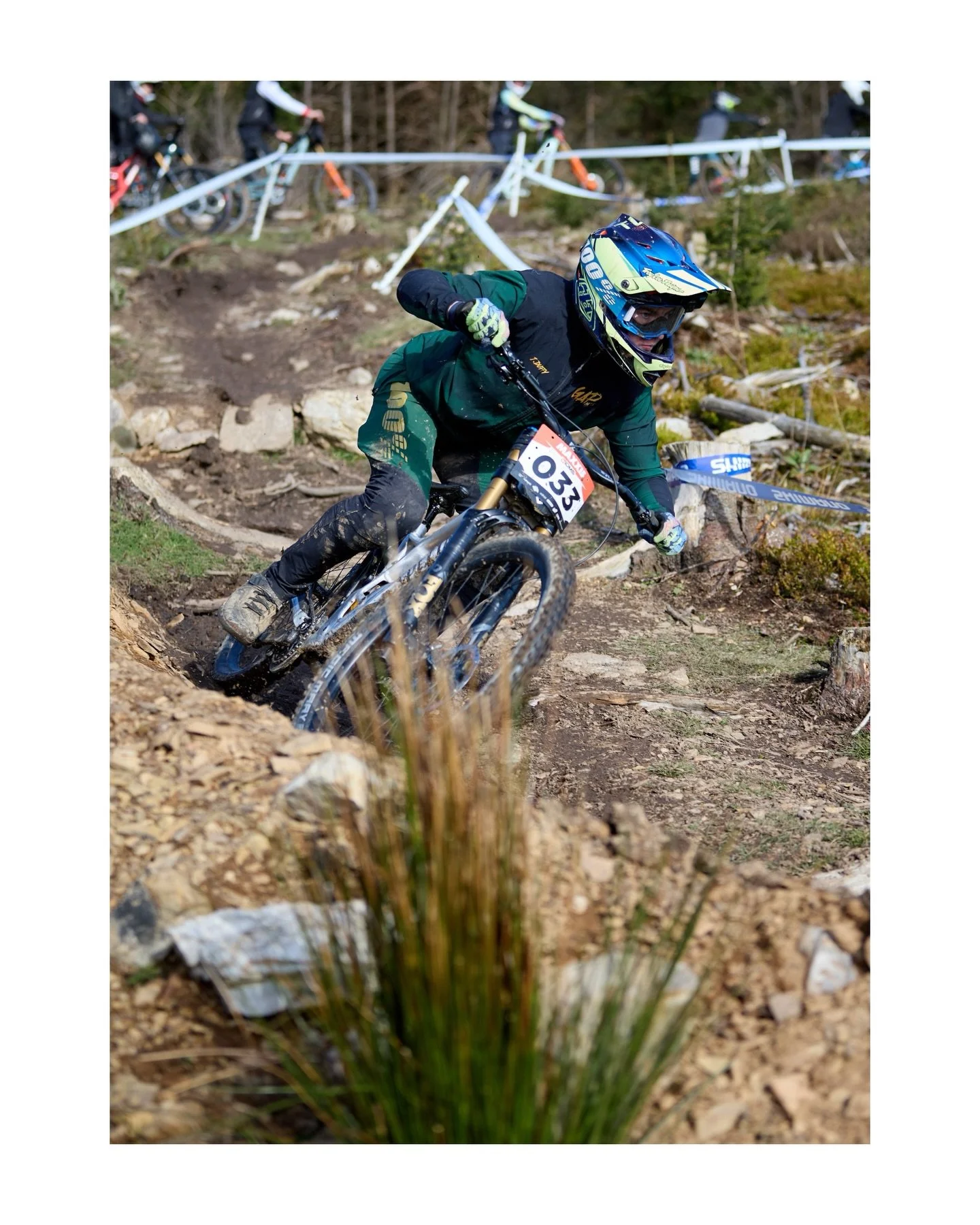 Shots from Carrick go live on Roots and Rain tonight, Tuesday 21st. 

I&rsquo;ll post again when the link is up. 

Thanks for your patience 🙏🏼 

#sportsphotographer #dh #downhill #irishdownhill #editwithus
