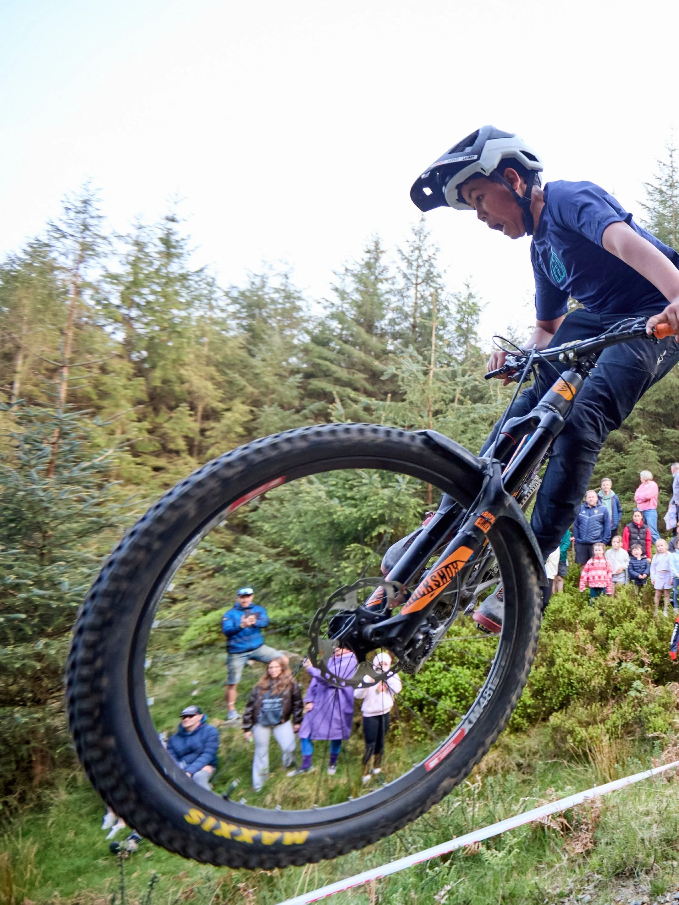 The Whip Off last night at the @wicklowmtbfestival - many shapes were thrown 🕺🏼 

#whipoff #mtb #wicklow