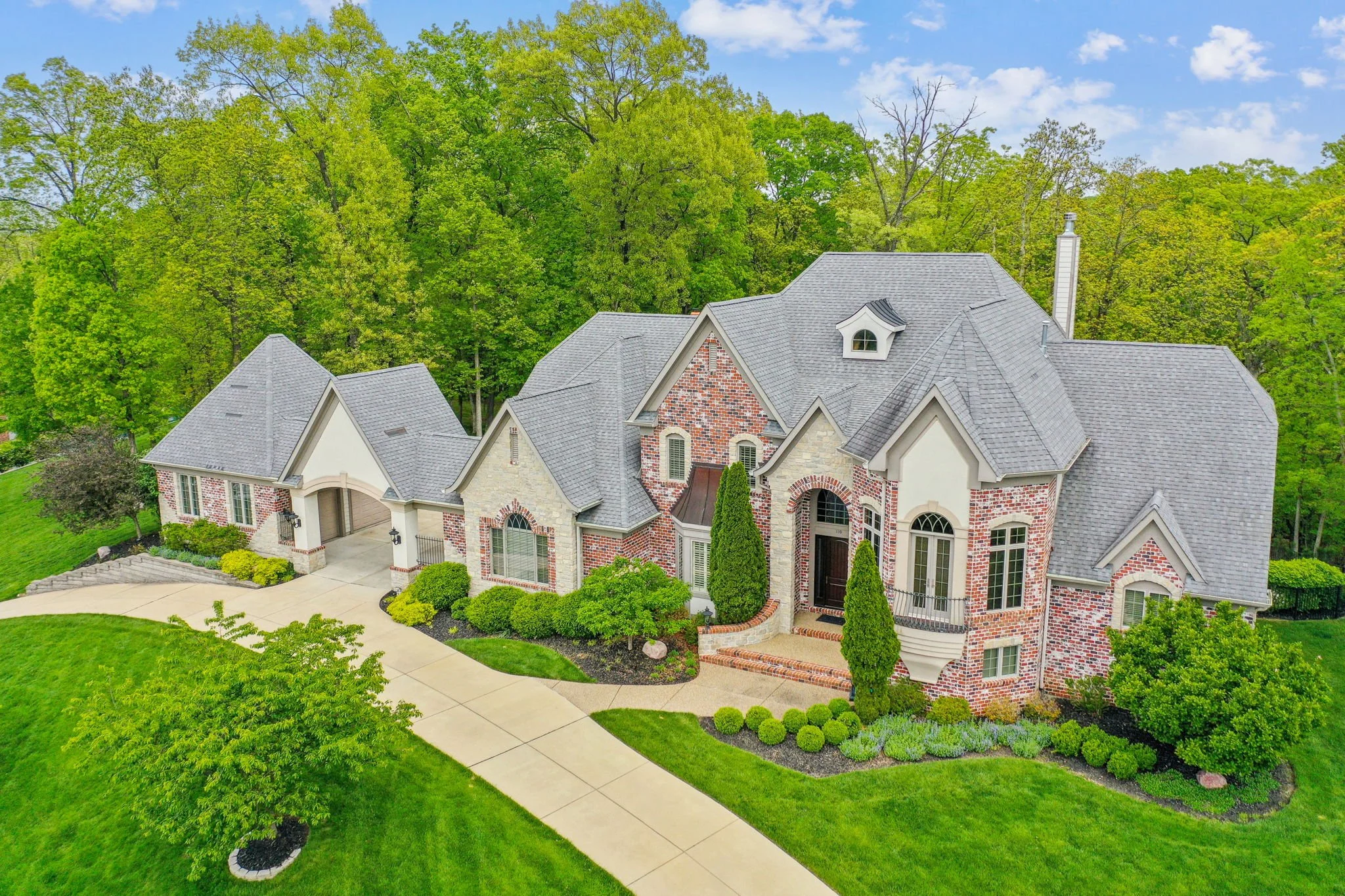 6-web-or-mls-06_Exterior.jpg