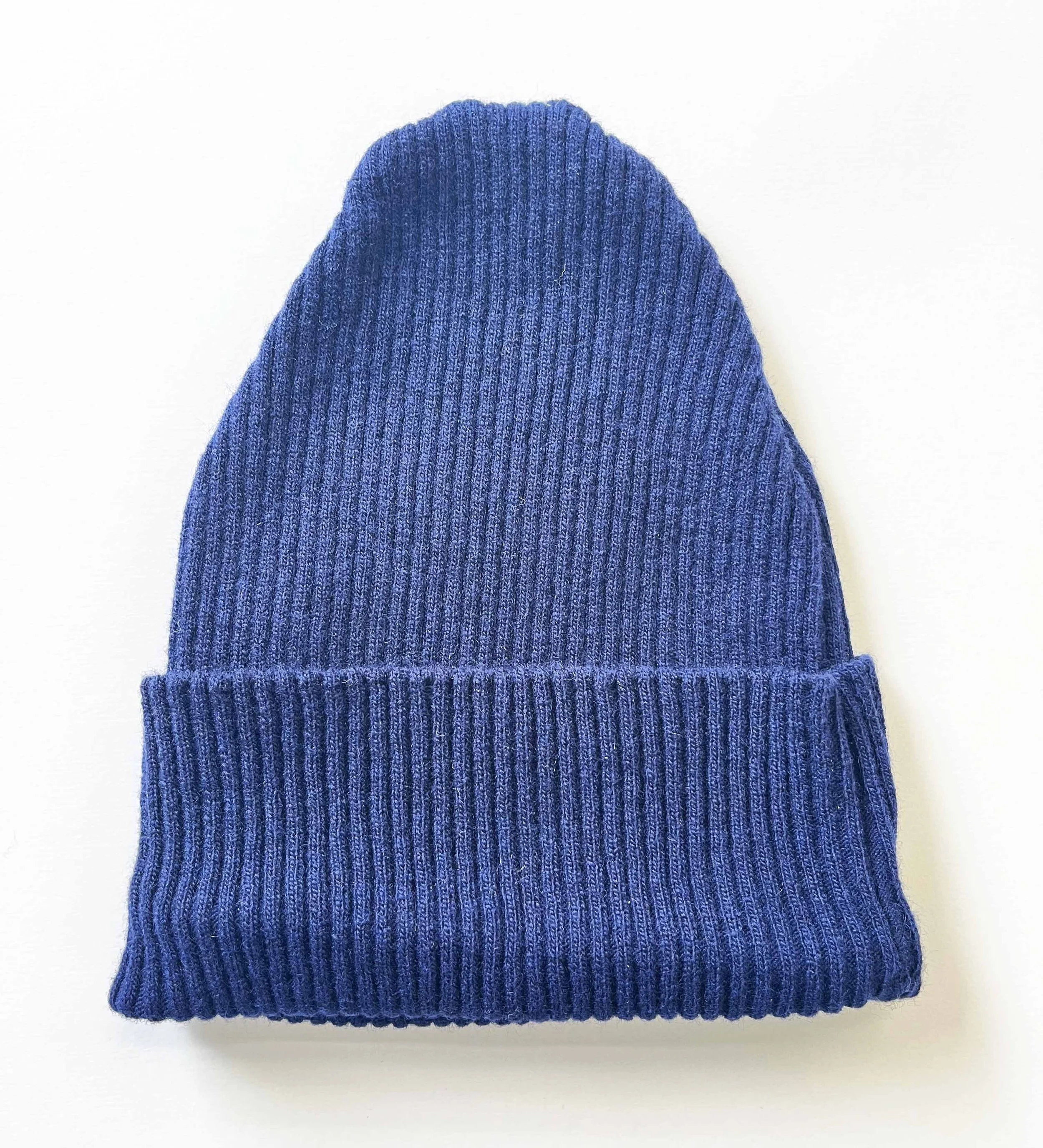 navy beanie.jpg