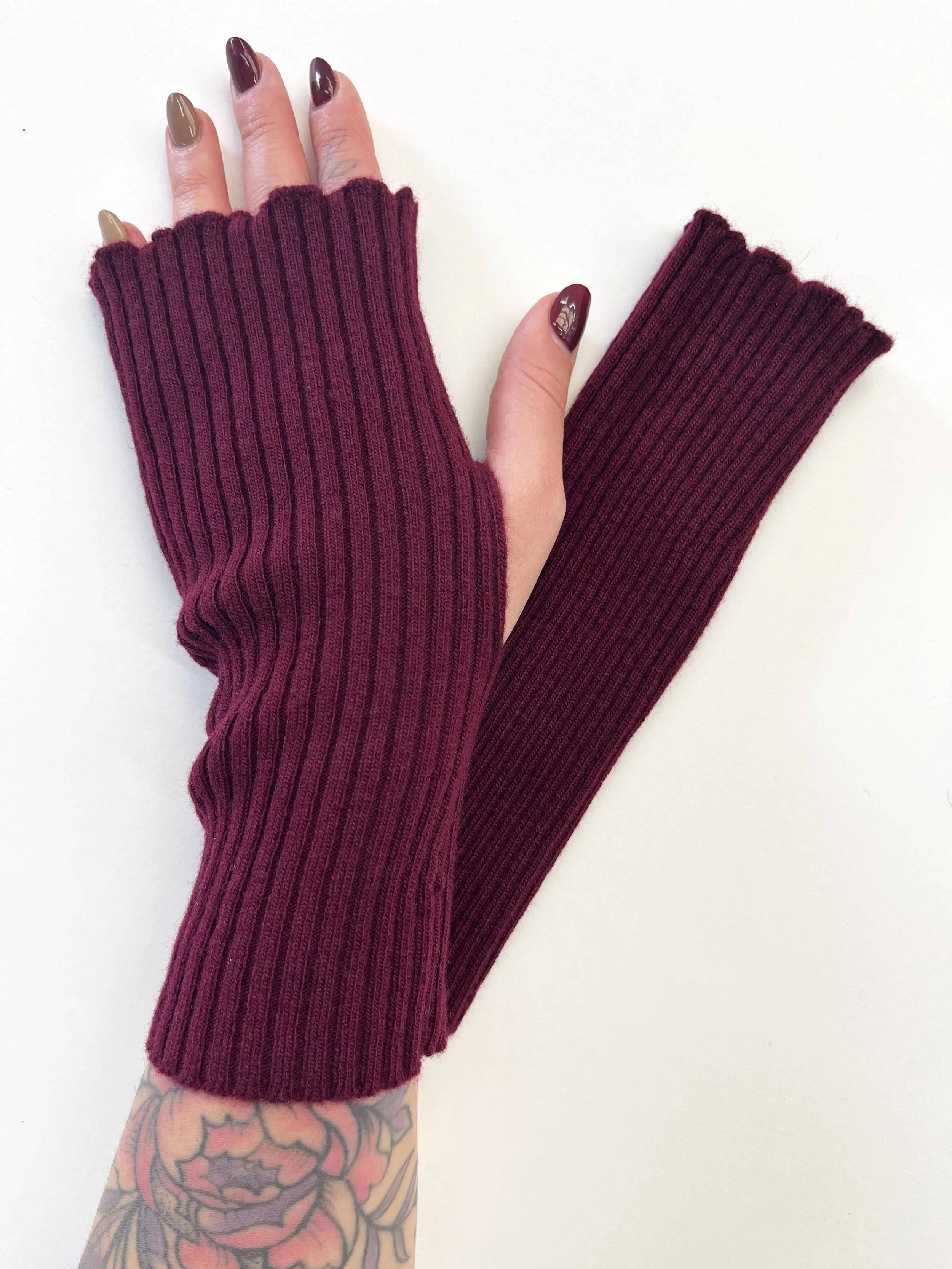 burgundy mittens.jpg