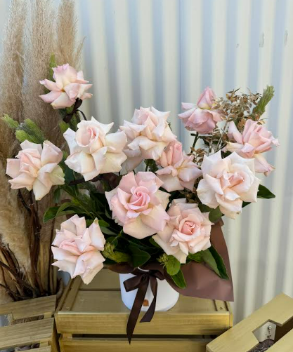 Sweet Romance Arrangement 12.png