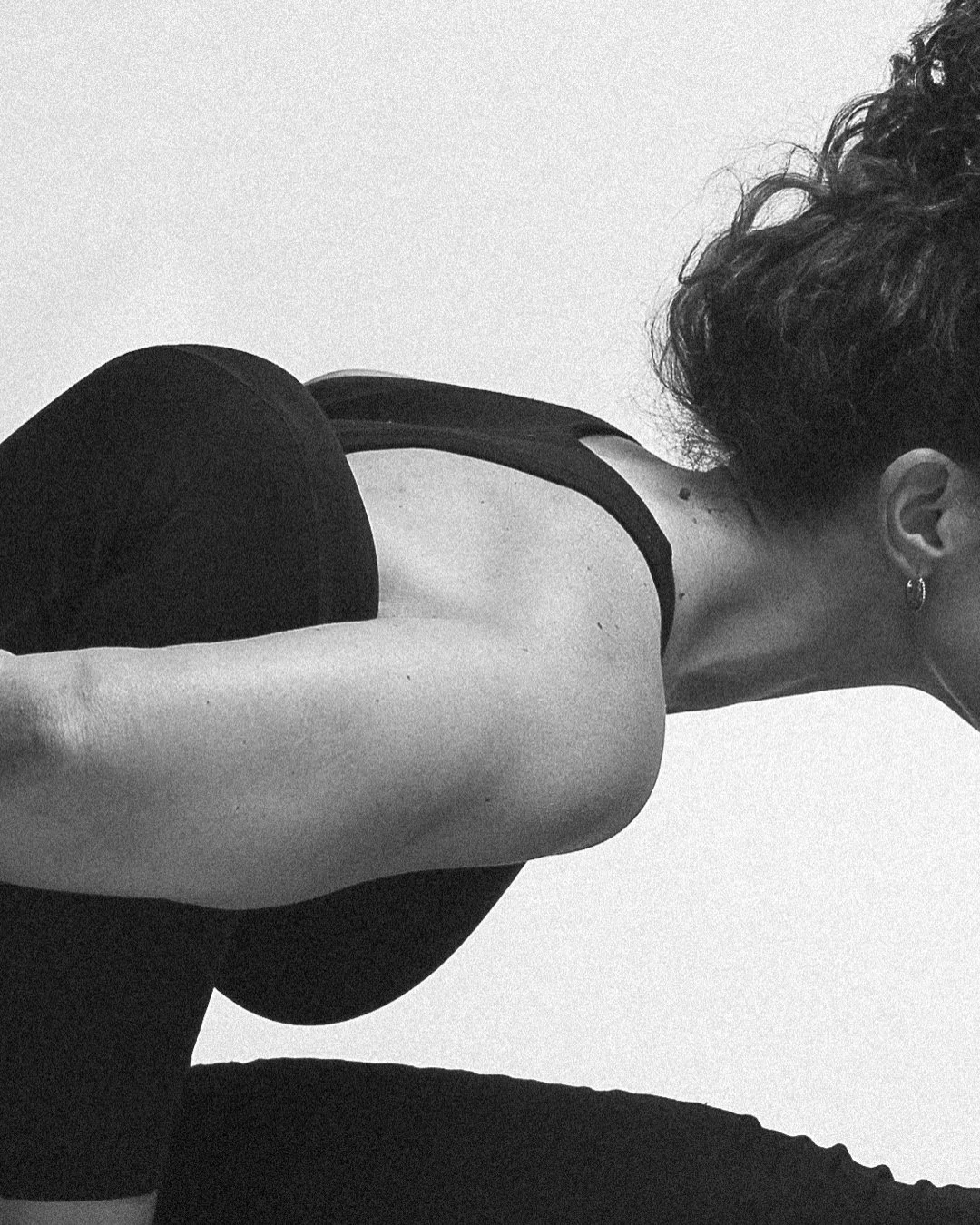 ROCKET VINYASA YOGA      FULL PRIMARY | 90’