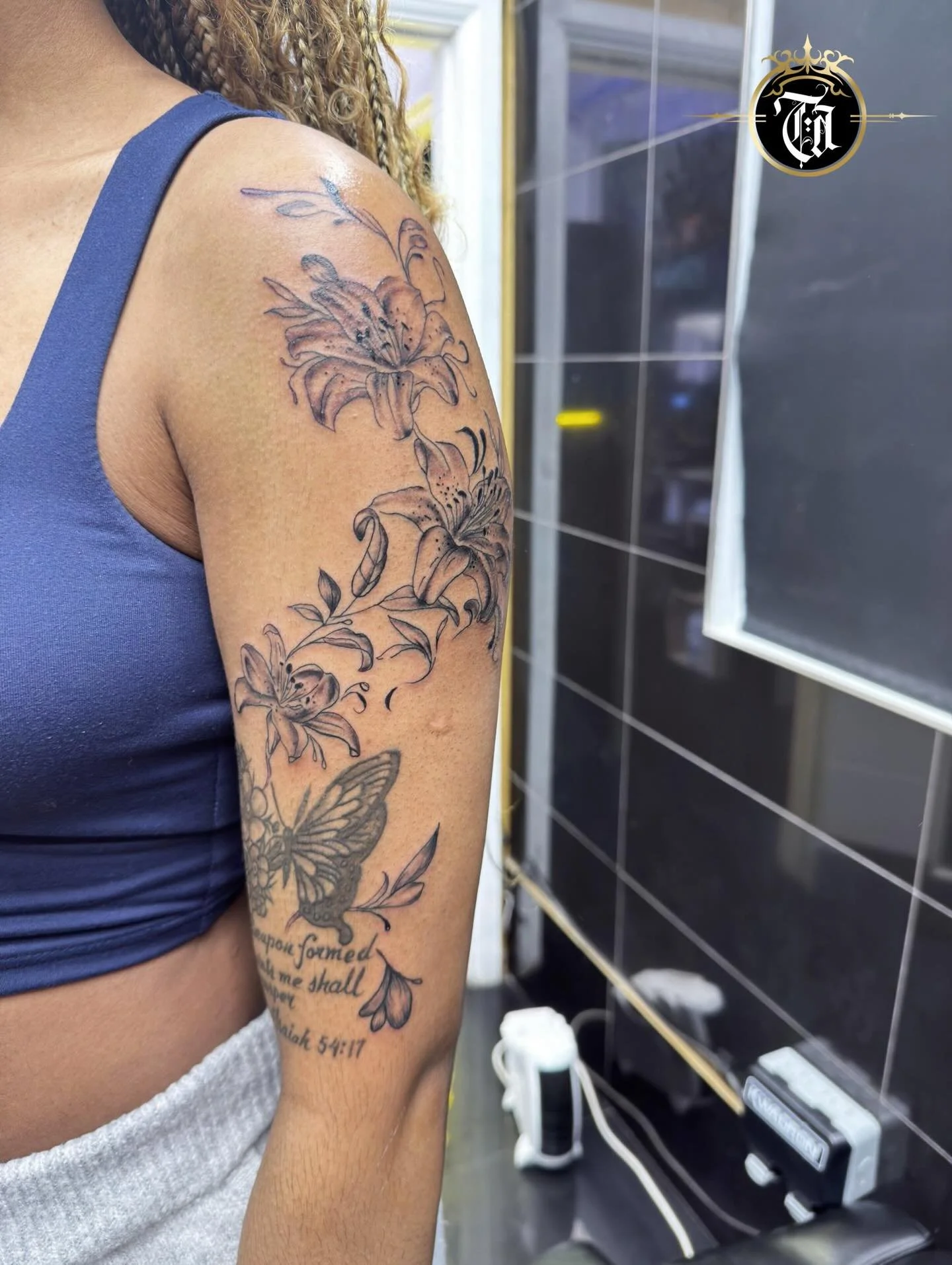 Floral Tattoo 🌸🌺🌼

⚜️

@inkedbythree 

⚜️

Swipe for video 👉🎥
Sponsored by:
◾️ @kwadron 
◾️ @dragonhawkofficial 
◾️ @dragonhawktattoos 

#tattoo #tattooing #tattoos #tattooed #art