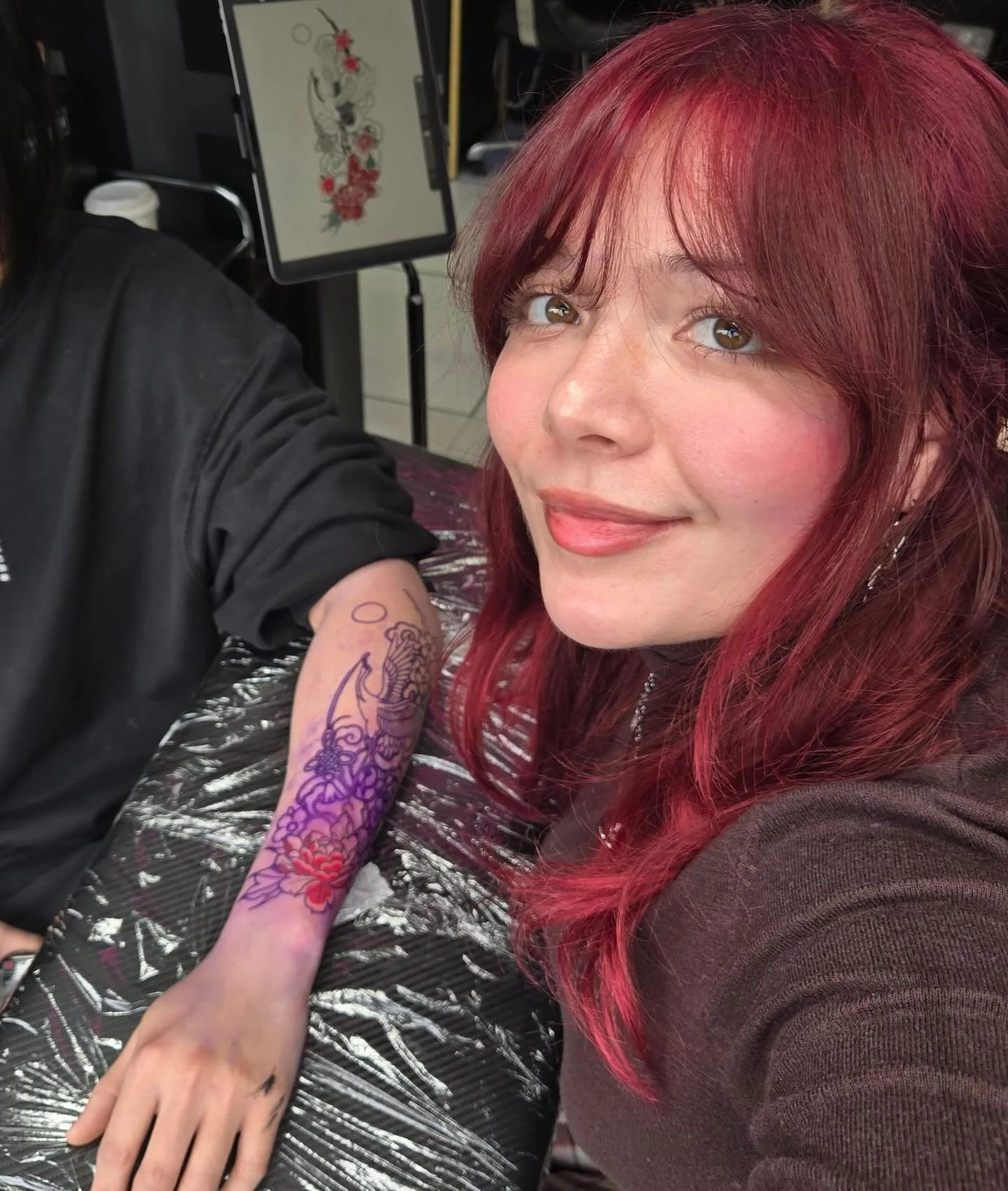 🖤❤️ Hey, I&rsquo;m Lydia &mdash; proud to be part of the Tattoo Asylum family 🤟
I love working in Japanese traditional and portraits, but I&rsquo;m always happy to explore different styles. I&rsquo;ve got a background in fine art, concept art, and 