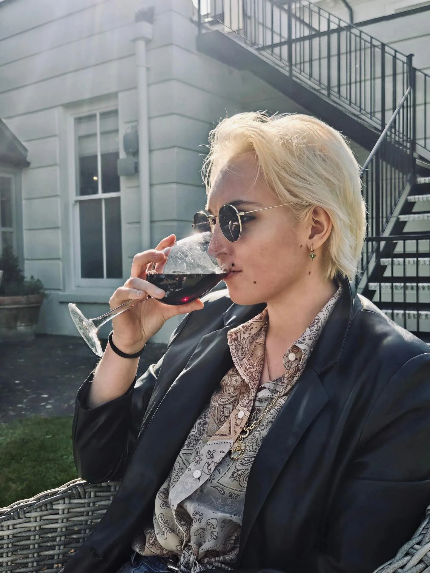 🖤❤️ Hi I&rsquo;m Danny
Im part of the Tattoo Asylum family

Before that I studied Art my whole life from GCSE to Uni Fine Art to Ma Illustration.

I enjoy tattooing in abstract illustrative style with a touch of realism.
Composition, bold colour and