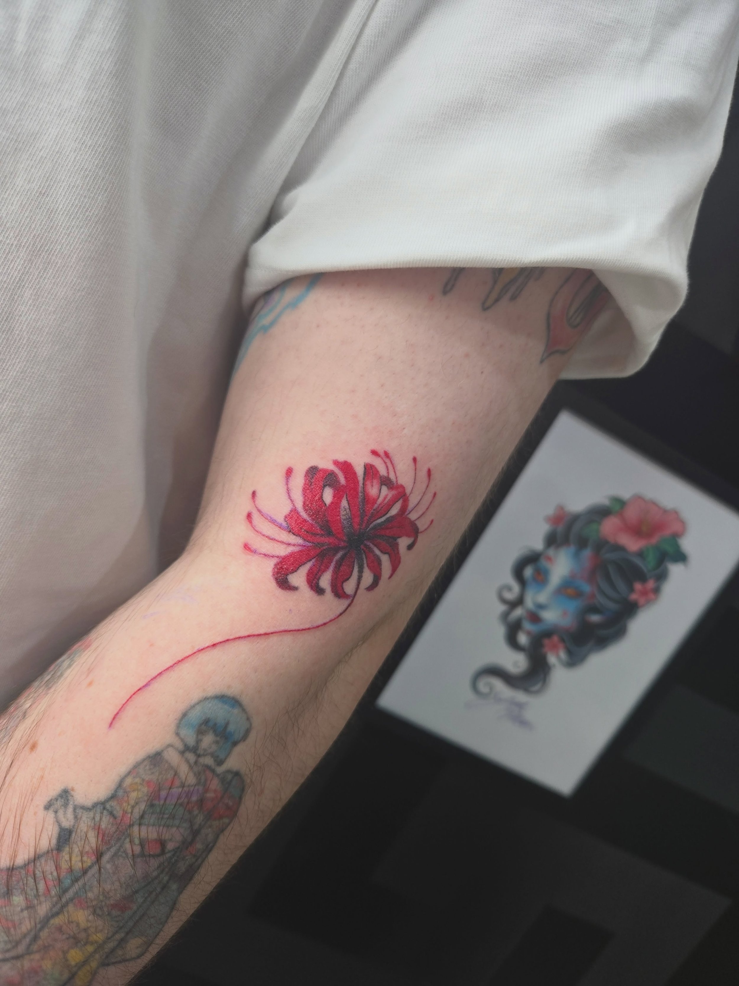 🌺 Colourful spider lily tattoo from @lyd.tattoos flash collection, bringing vibrant colour and delicate floral details together in one striking design.

Want to claim a design from Lydia&rsquo;s flash? DM us to find out what&rsquo;s available and bo
