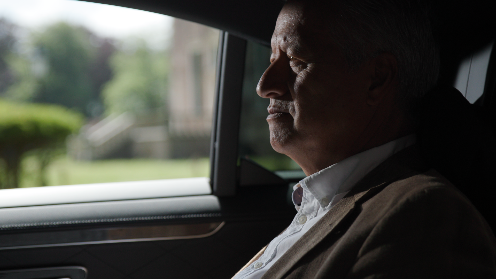 How Professional Driving Services Save You Time