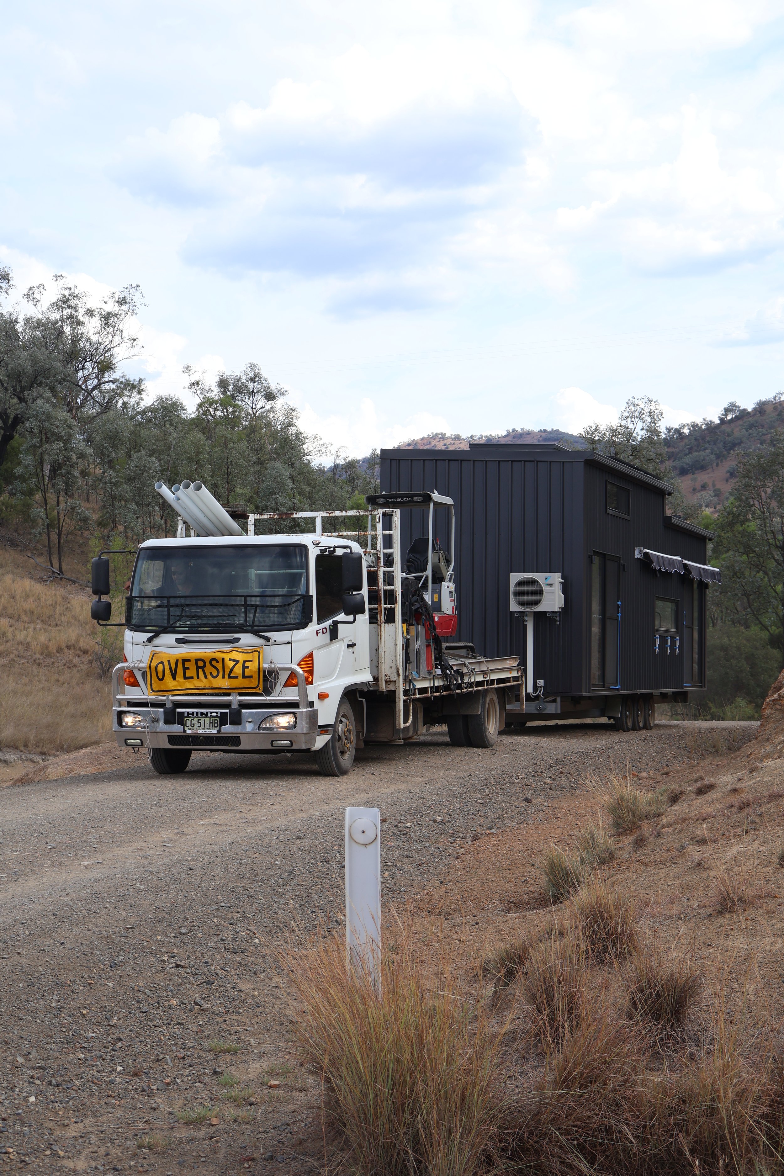 🚚 Tiny Home Deliveries: What Happens When Access Is Tricky?