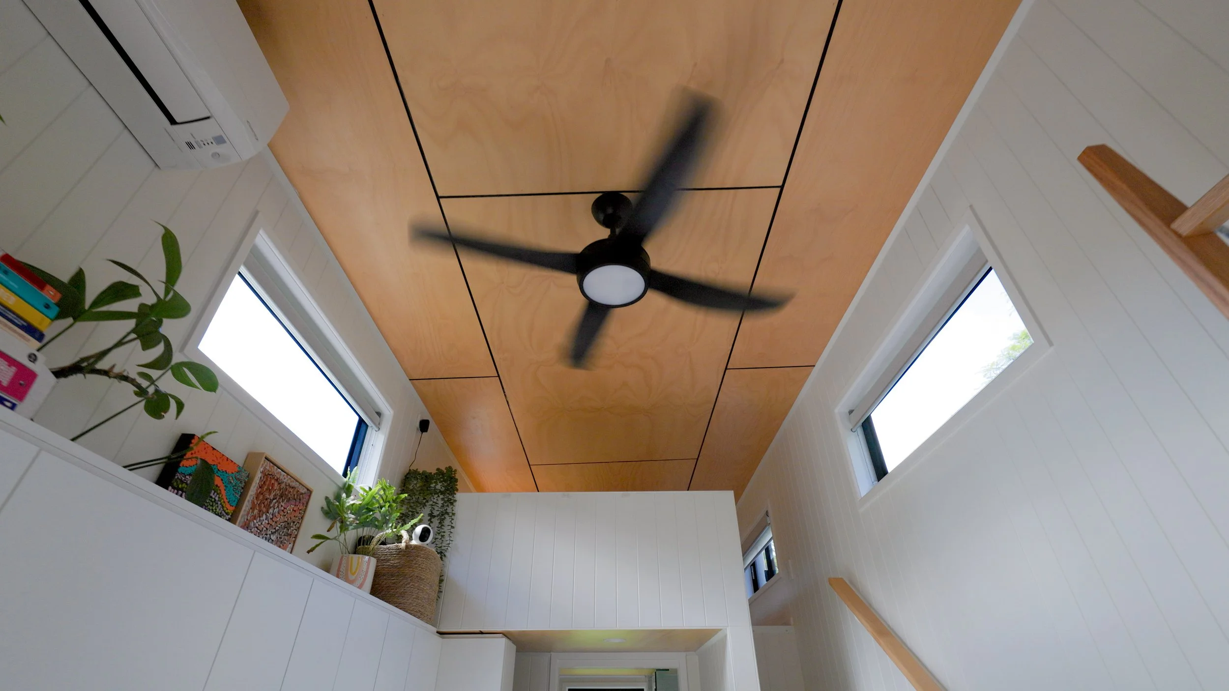 RTH2405 Kingsholme Horizontal V1.6 WO Audio.00_00_24_15.Still004.jpg