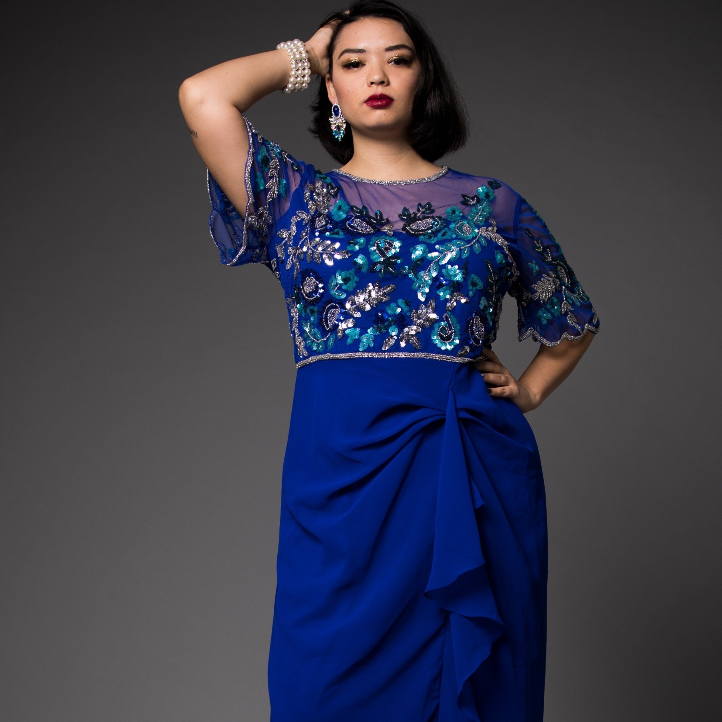 Bitten Peach Shoot Blue.jpg