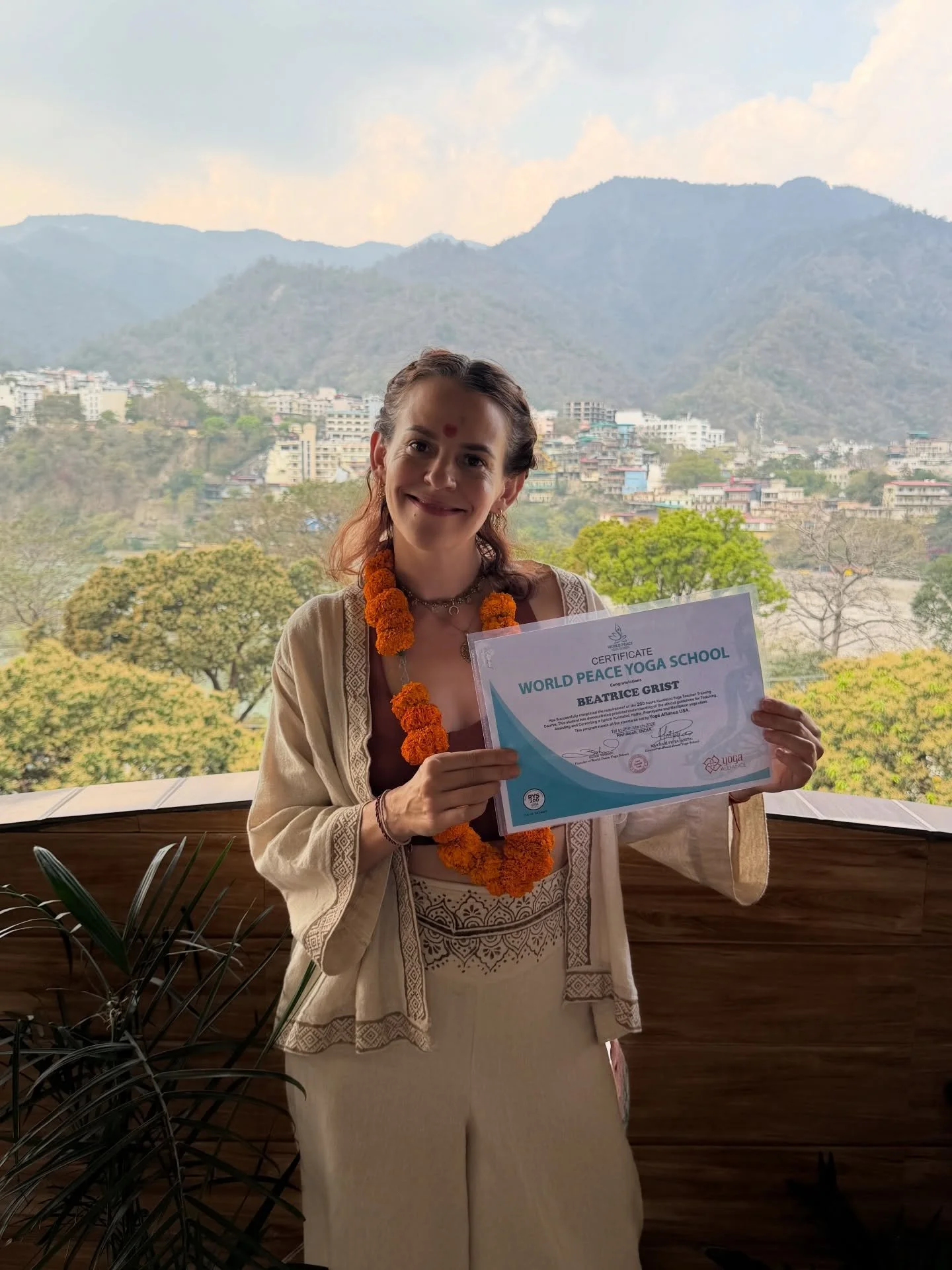 200 hours and 22 days later&hellip; I did it 🎉

I&rsquo;ve officially completed my Kundalini Yoga Teacher Training @worldpeaceyogaschool 

This was, without a doubt, one of the most challenging YTTs I&rsquo;ve ever taken. It pushed me beyond my comf