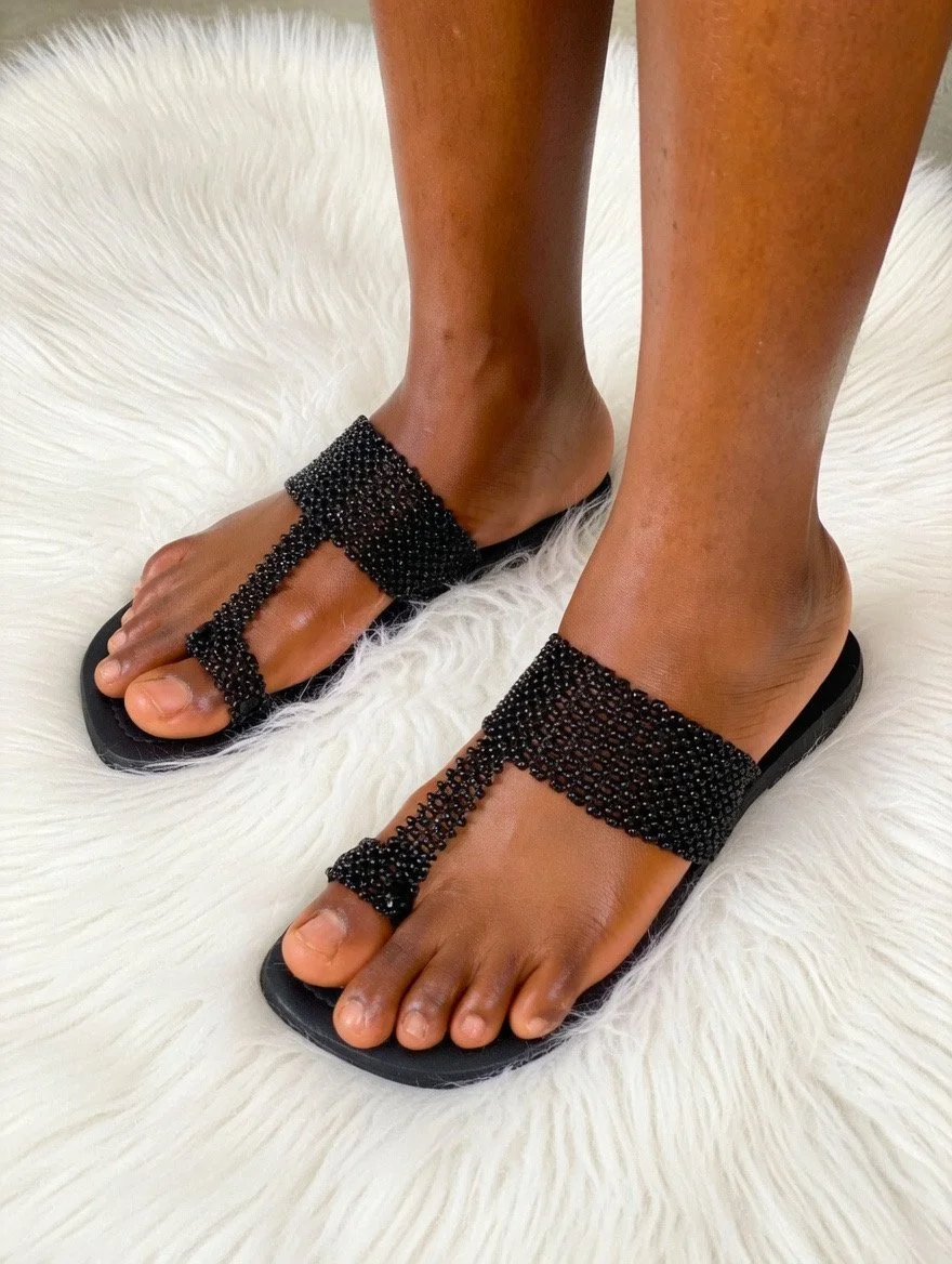 "Fiawotor" Beaded Silppers