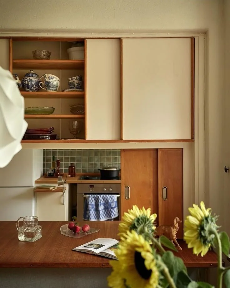 The Ergonomics of Home, and the Kitchen Table Office