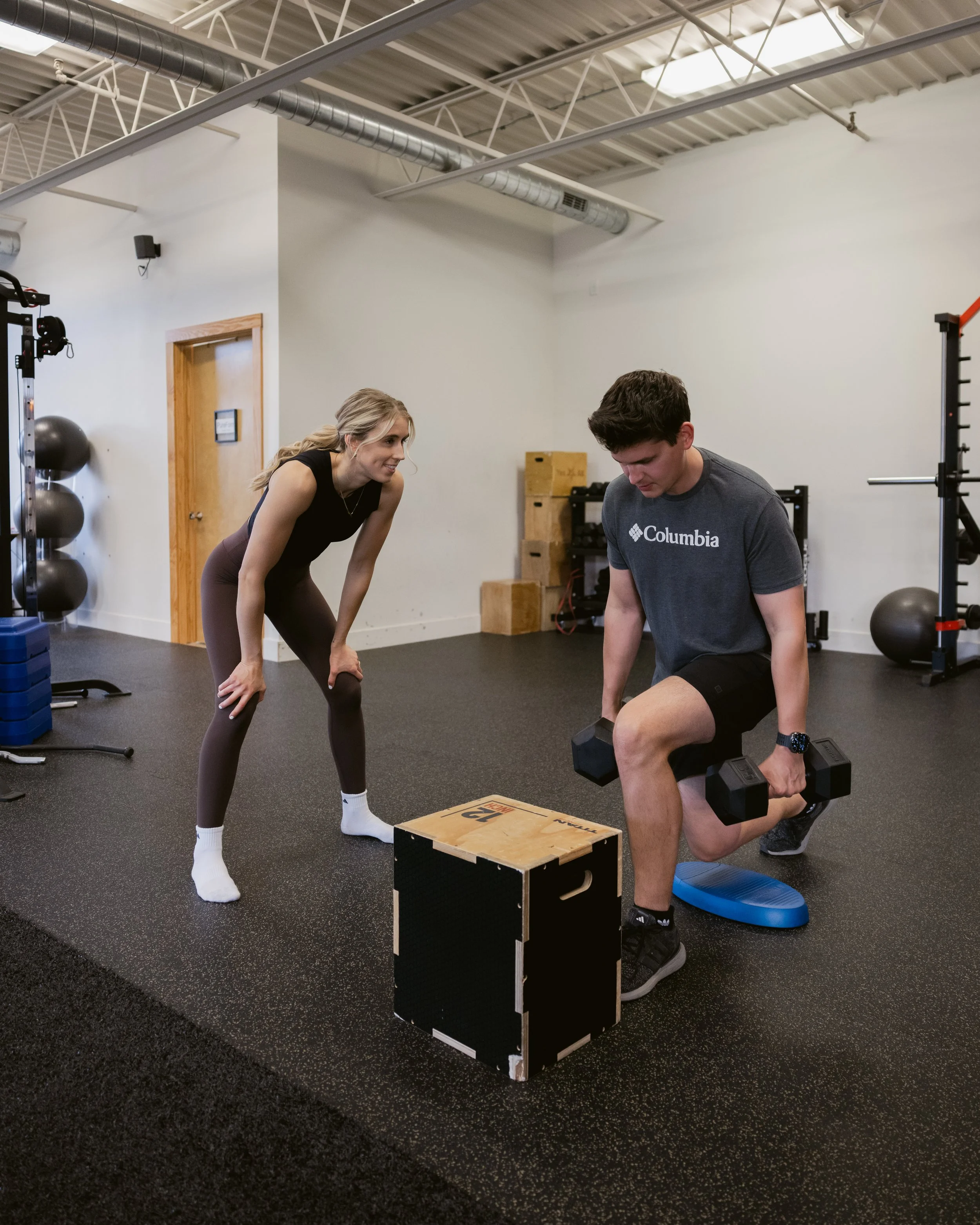 Mettle & Moxie Fitness Trainer Lifestyle Photoshoot. Fitness Photoshoot Traverse City Mettle & Moxie Trainer 