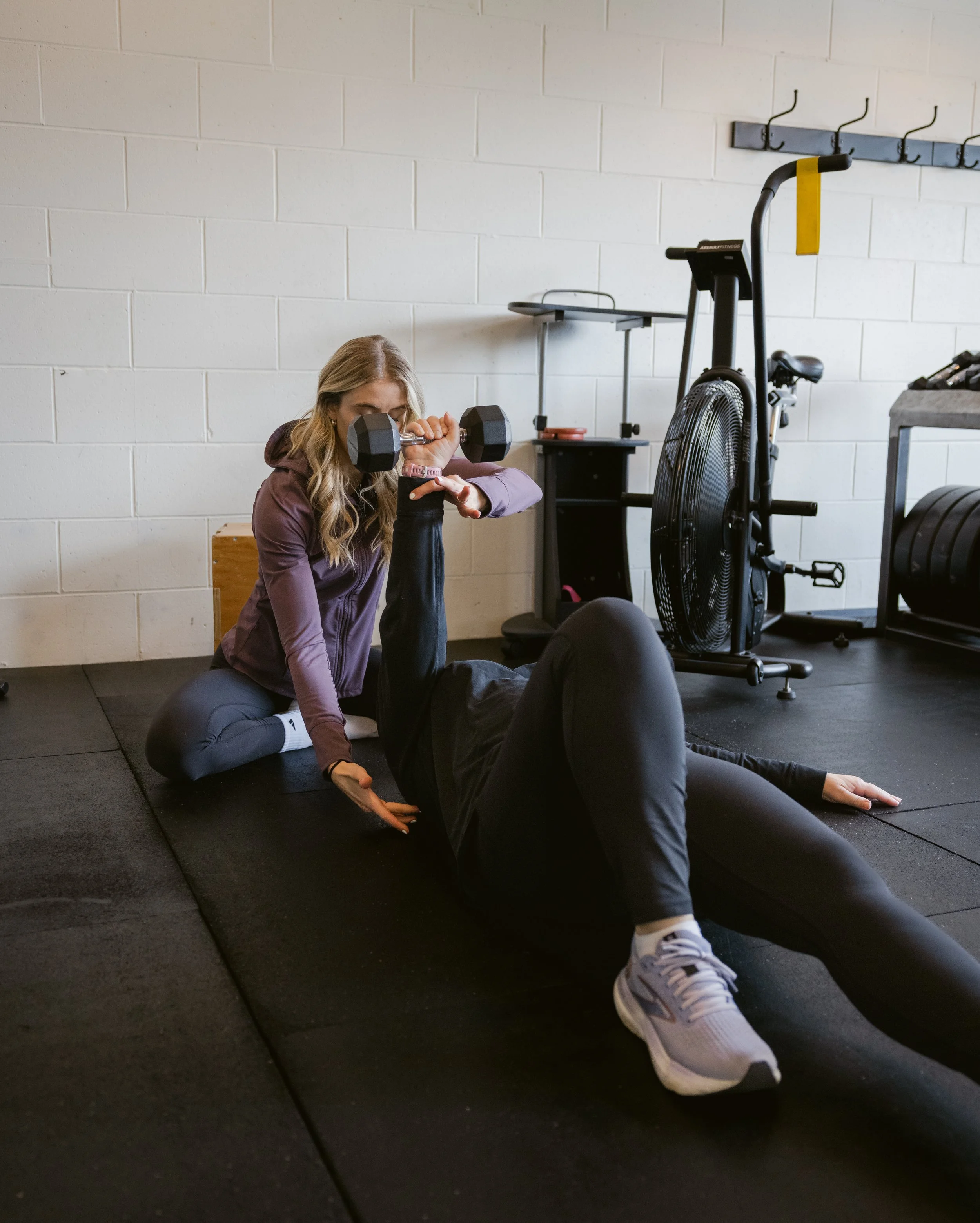 Mettle & Moxie Fitness Trainer Lifestyle Photoshoot. Fitness Photoshoot Traverse City Mettle & Moxie Trainer 