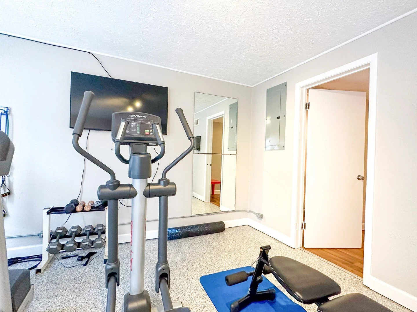 Reach your fitness goals - just steps from your door! 💪