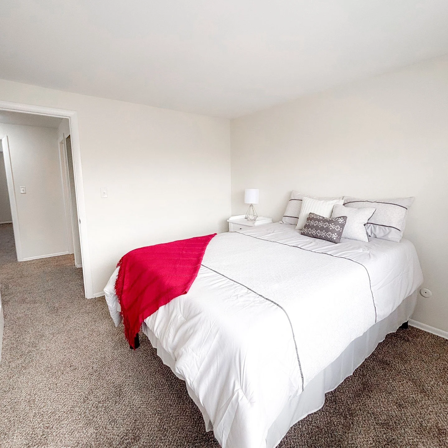 Spacious, move-in ready bedrooms in the heart of Victorian Village! Your new home at Village West awaits!