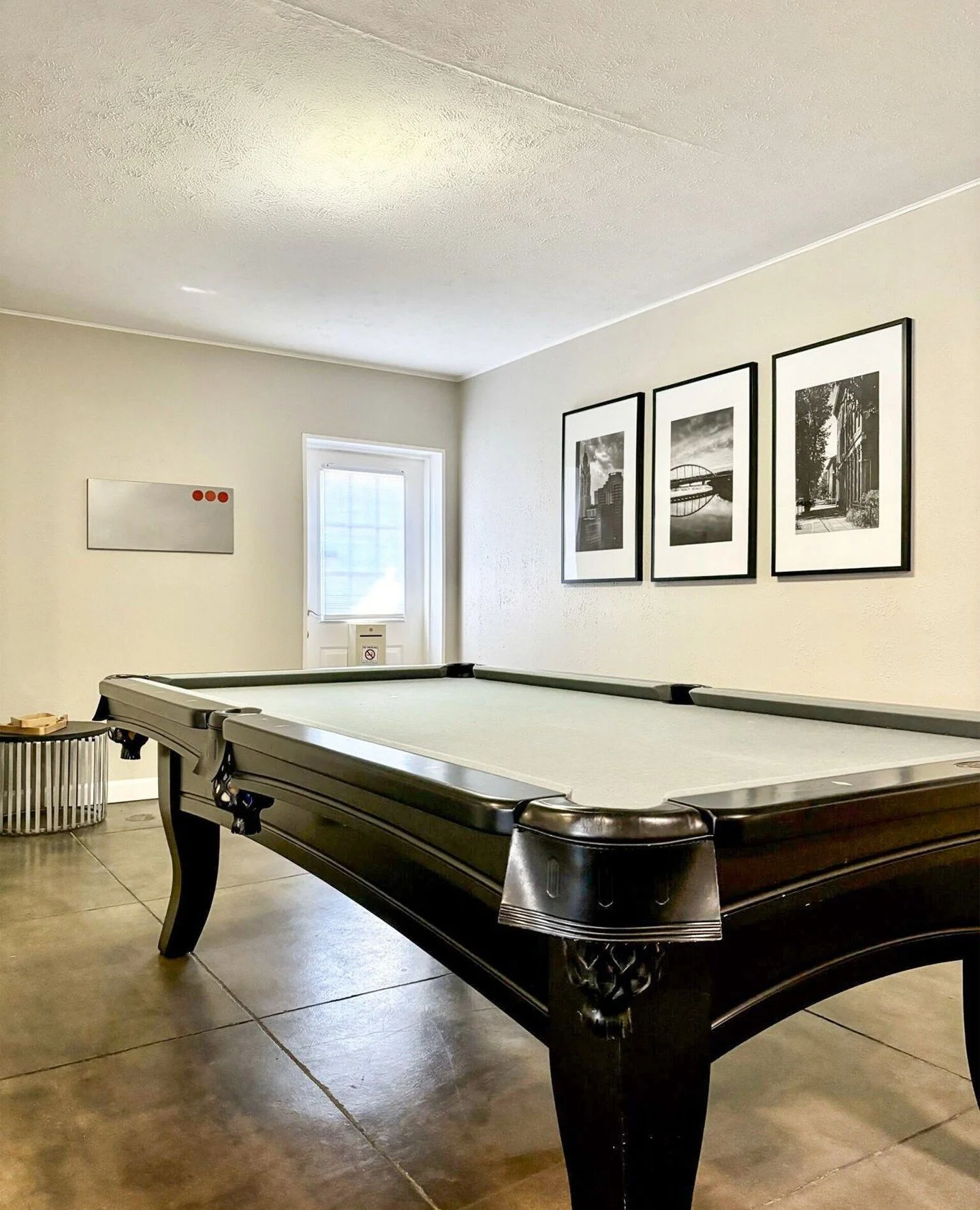 From weeknight wind-downs to weekend tournaments, our pool table is always ready! 🎱