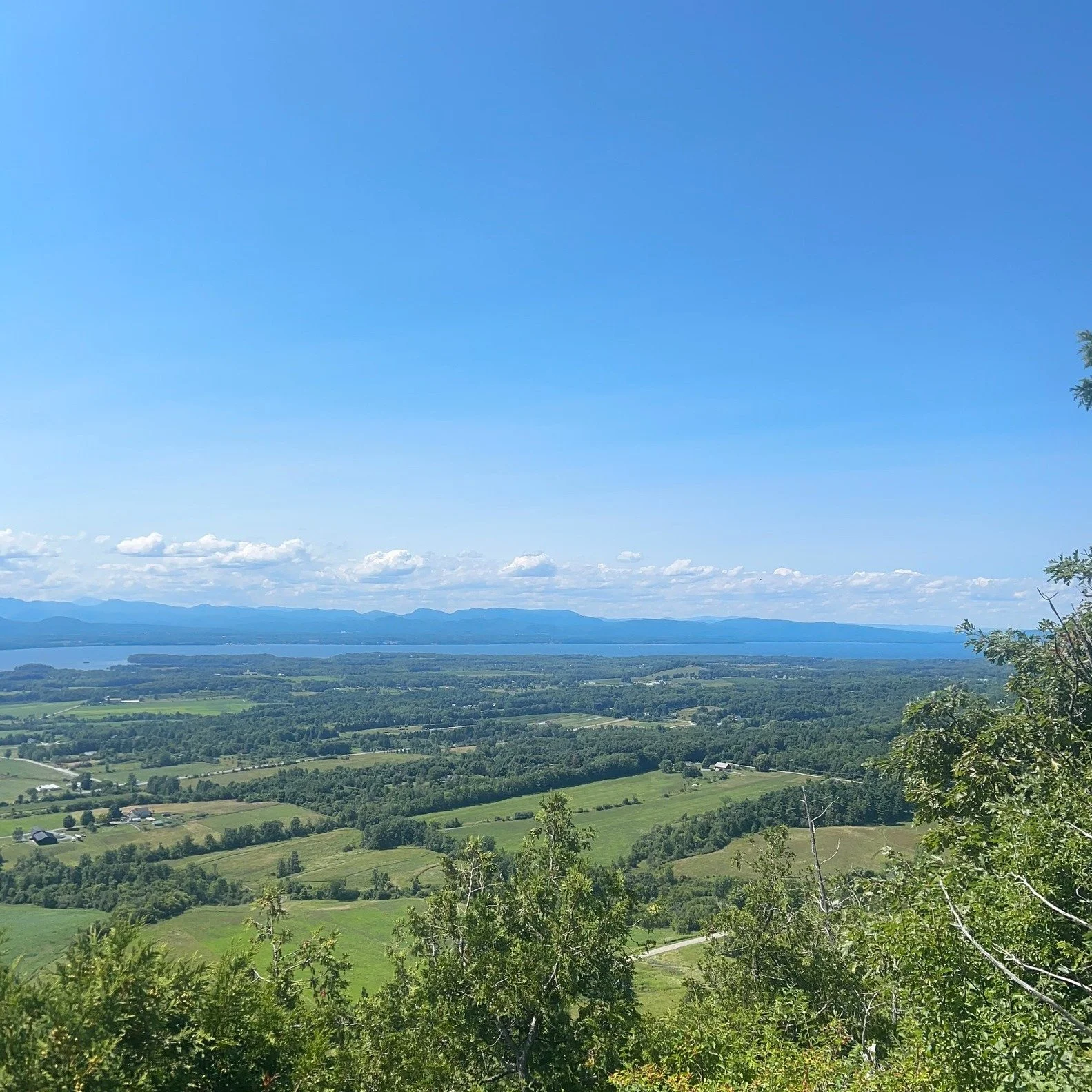 Sometimes it&rsquo;s not just about the final destination&mdash;it&rsquo;s about the climb, the lessons, the stumbles, and the small wins along the way. 🌄 But when you finally reach the top&hellip; that view? Totally worth it. #aretetransitions #dis