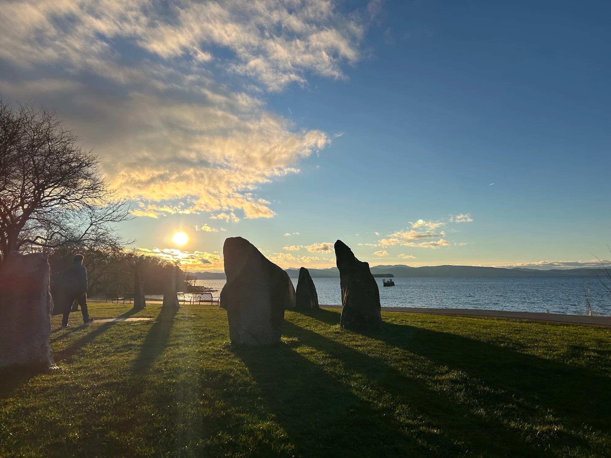 Two weeks ago, we snuck in a hike before the snow hit us in Vermont! Today looks very different in Burlington... but we are grateful and excited to see what the winter weather brings!