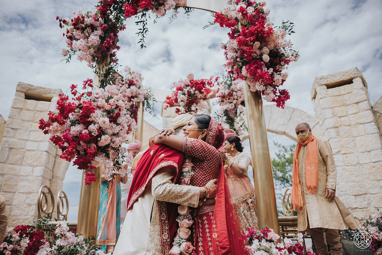 The-Storybook-Event-Amy-Patel-Wedding-Planner-Houston-Texas-327002444_550767740307237_25925608175255012_n.jpg