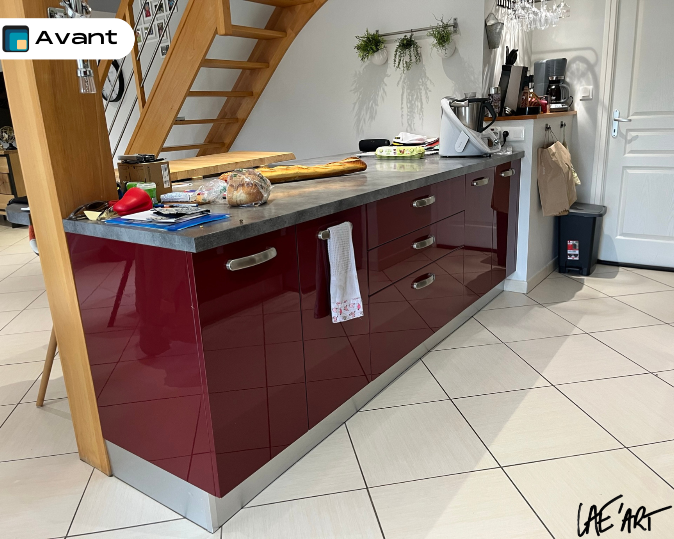 Une cuisine avant le passage de Lae'Art dans la Manche