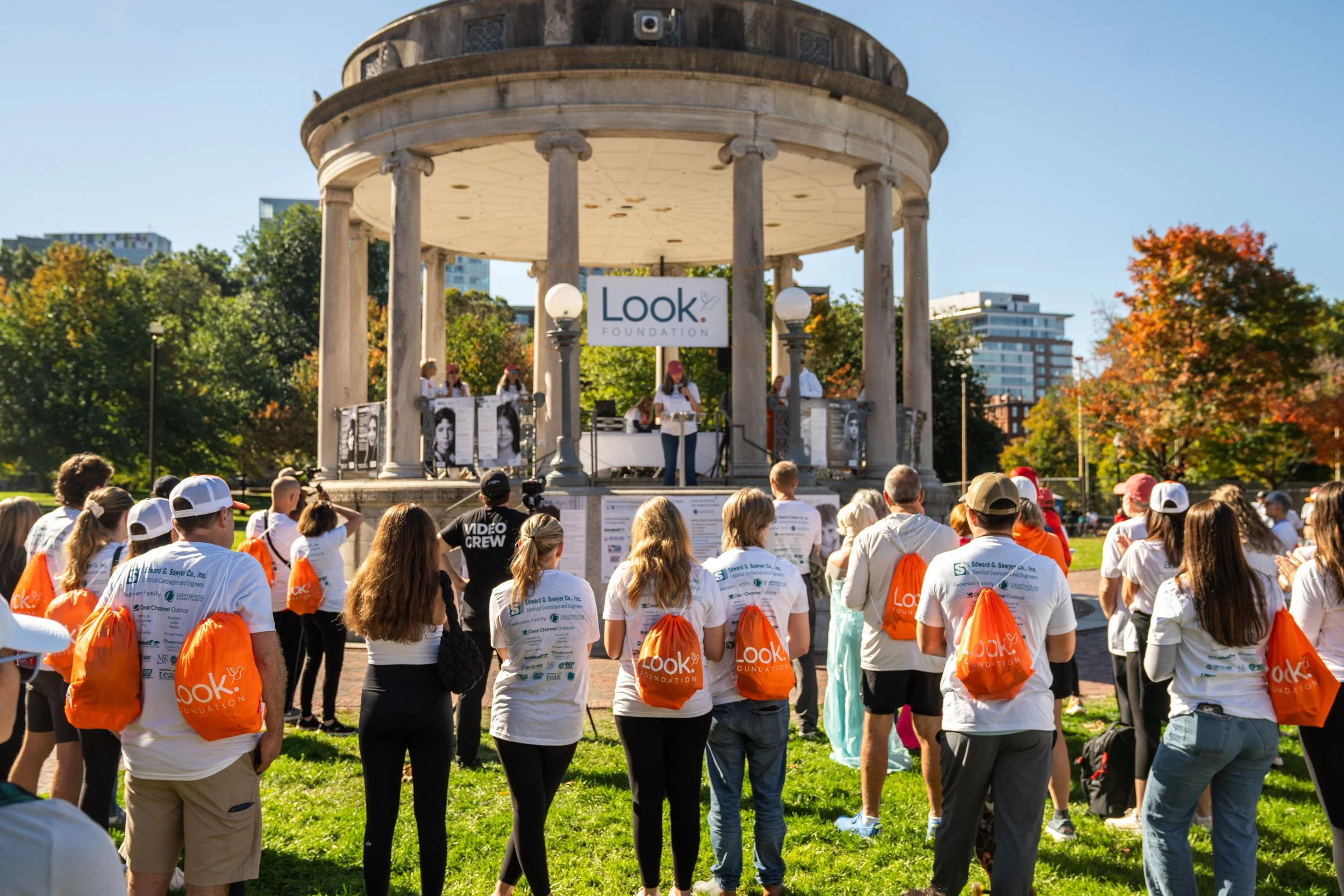 Look_Walk_2026_07984.jpg