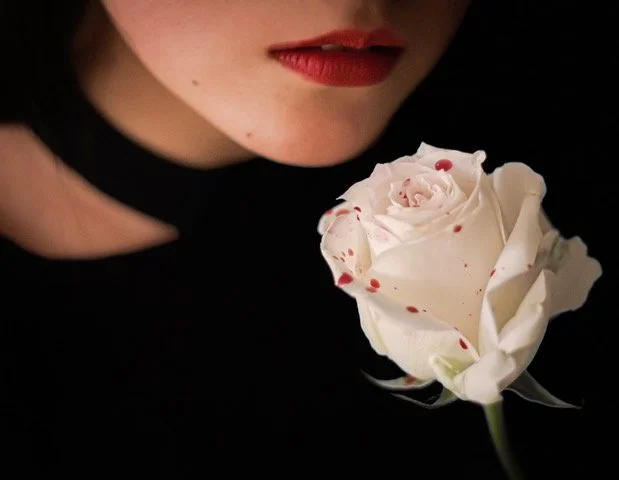 White Roses; Introversion