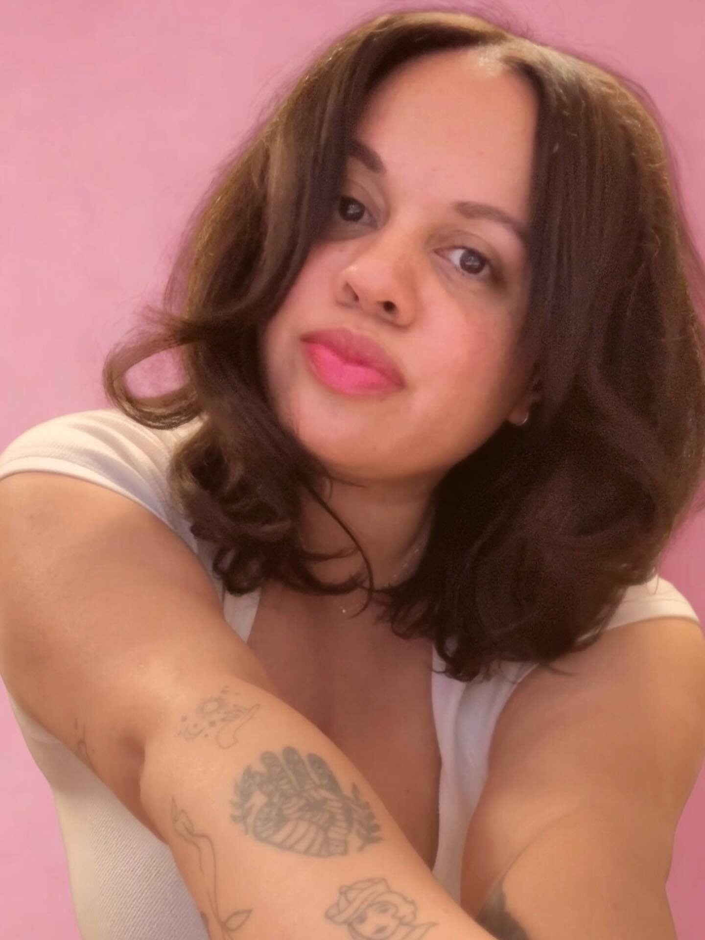 checking in from my corner of nyc 🤍☕️

lately it&rsquo;s been a mix of quiet mornings, creative work, and leaning into the season i&rsquo;m in. i&rsquo;ve been sharing more of that across the blog + youtube if you feel like catching up:

on the blog