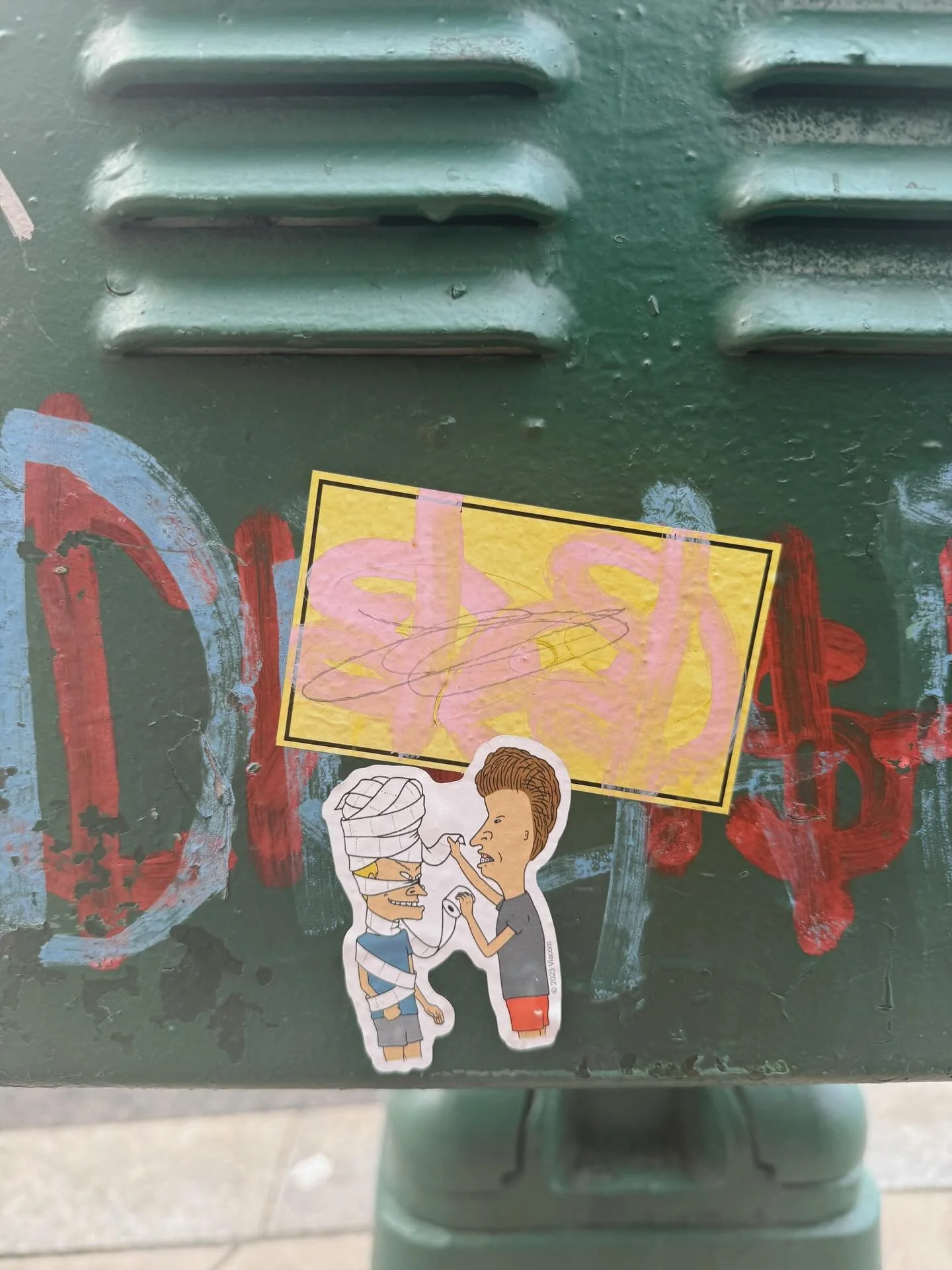 this &amp; that. ♡✧˖&deg;.🫧

spring drink, coffee runs, day dates with hubs, trying out new jackets and lighter hair colors and general happiness about better weather and 7 PM sunsets. 

ready to finally wake up. ready for life and color and energy 