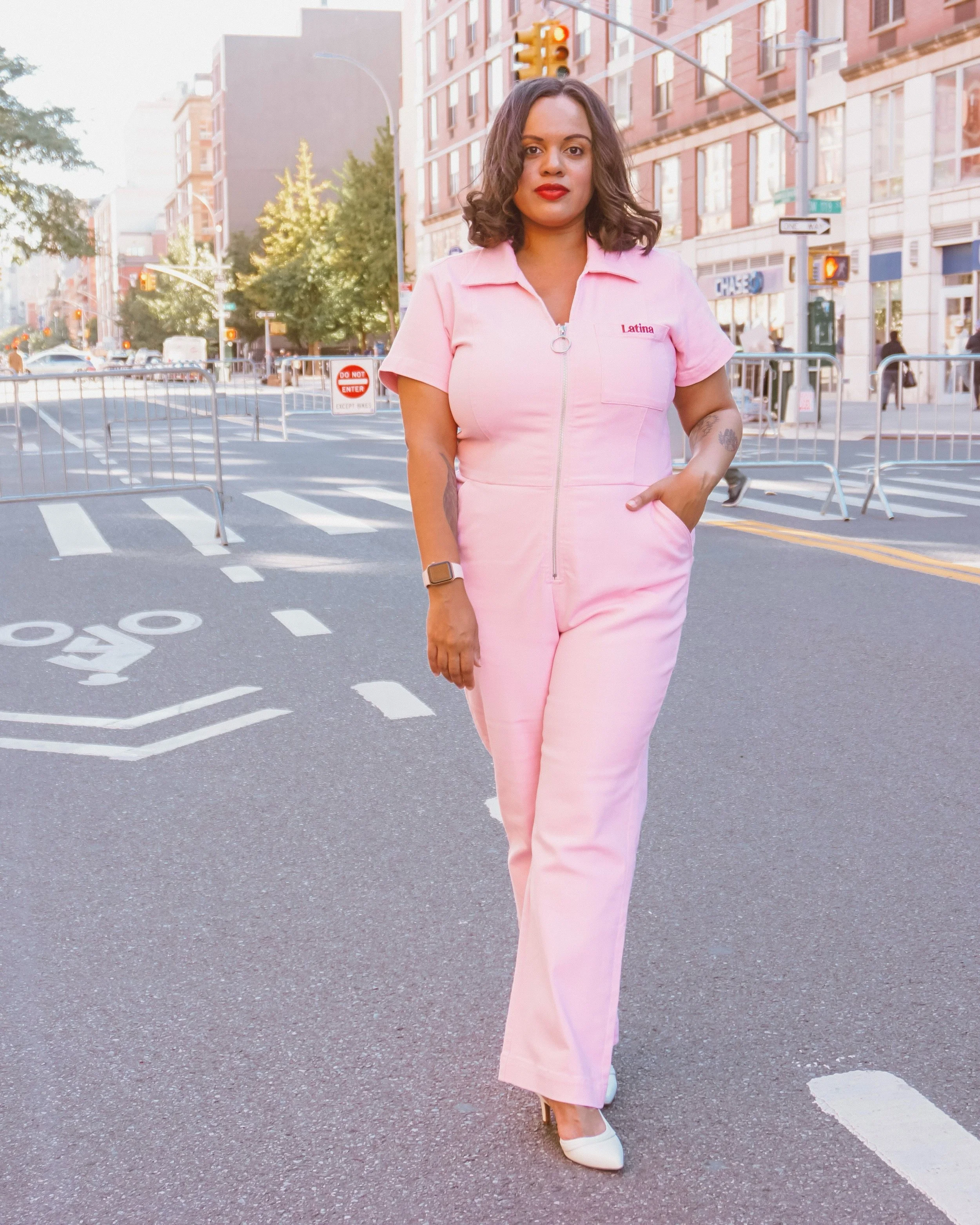 happy latina day! 

praying i&rsquo;m latina in every lifetime. 

go celebrate and love on your favorite latina today.  venmo her money too. 🤭🤷🏽&zwj;♀️

besitos. 💋

jumpsuit: @shopjzd 

alessa xox
♡✌︎♡✌︎♡✌︎

#latinaday #shopjzd