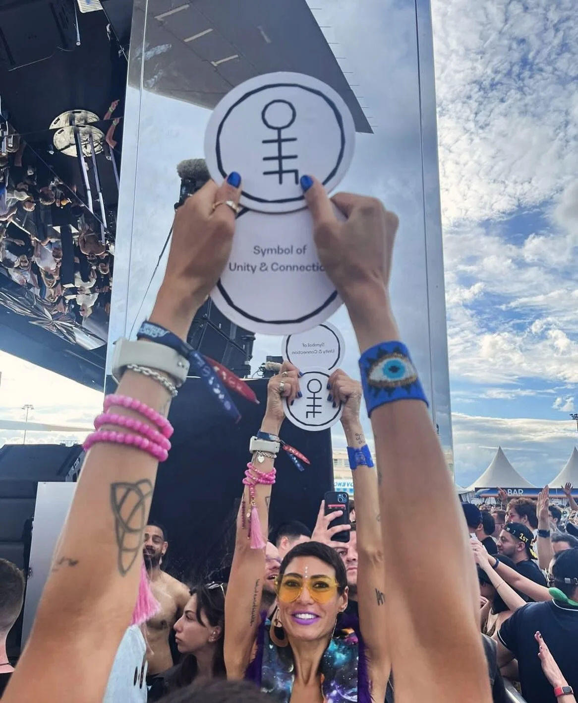 one human family..OHF&hellip;symbol of unity &amp; connection.

Now more than ever, we need a symbol that embodies our unity in humanity,a symbol that transcends any belief systems and act as a transformative tool for unity and connection as human be