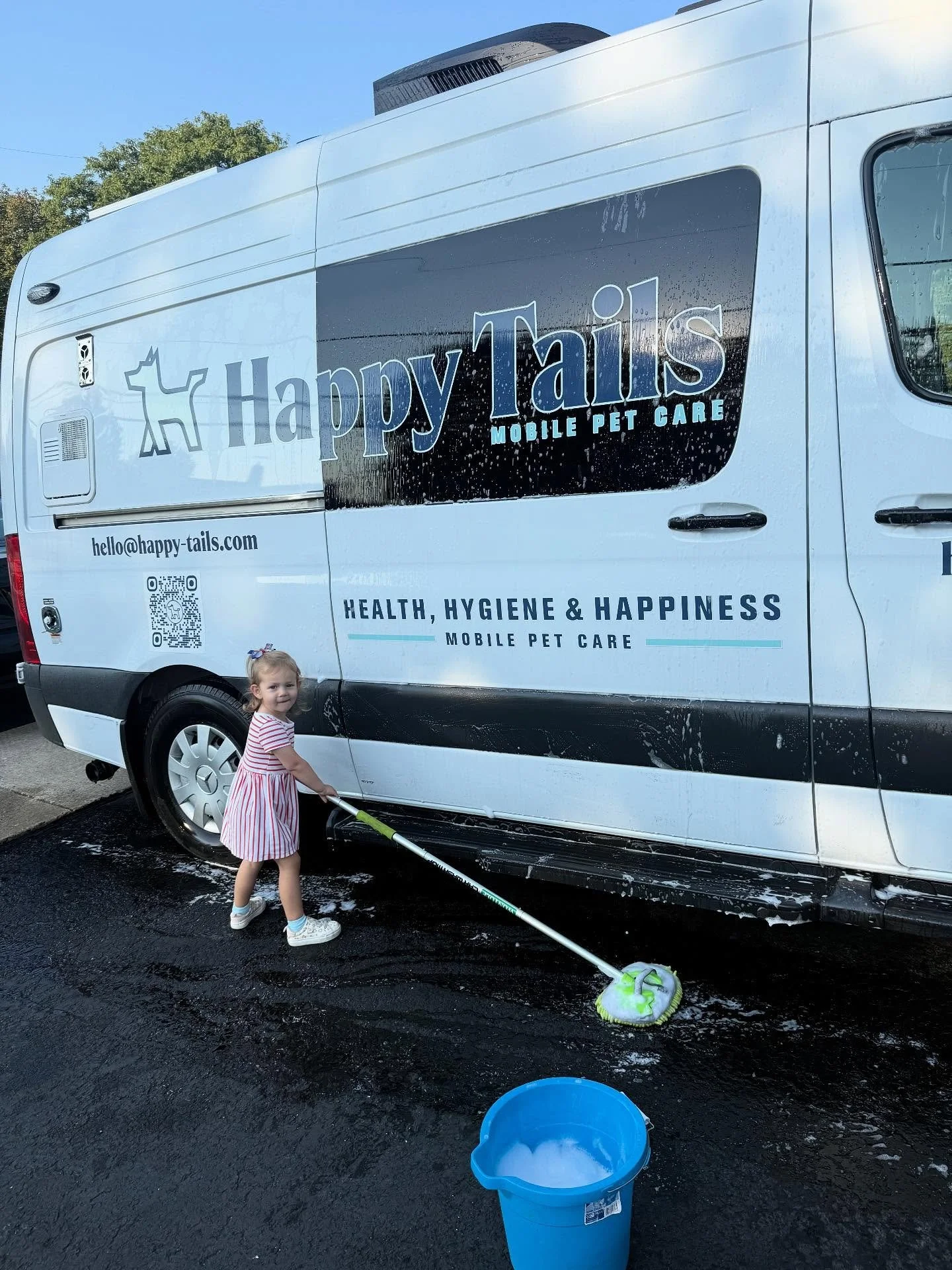 Talk about irony - the grooming van needs grooming! #happytails #doggroomer #mobilegrooming