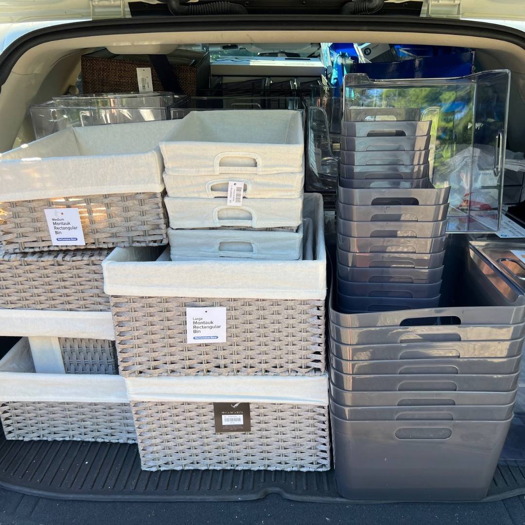 How to spot an organizer in the wild part 2!

If you're wondering how I decide what to buy, many of the products are determined during my initial consultation with the client. From there, we can always make adjustments as needed!

 #bloomingtonmn #mi