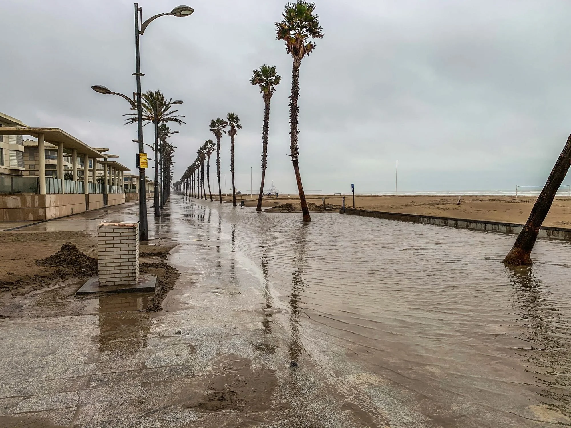 Florida's Expanded Flood Disclosure Law Takes Effect, Plus the NFIP Lapse: What Sellers and Landlords Need to Know
