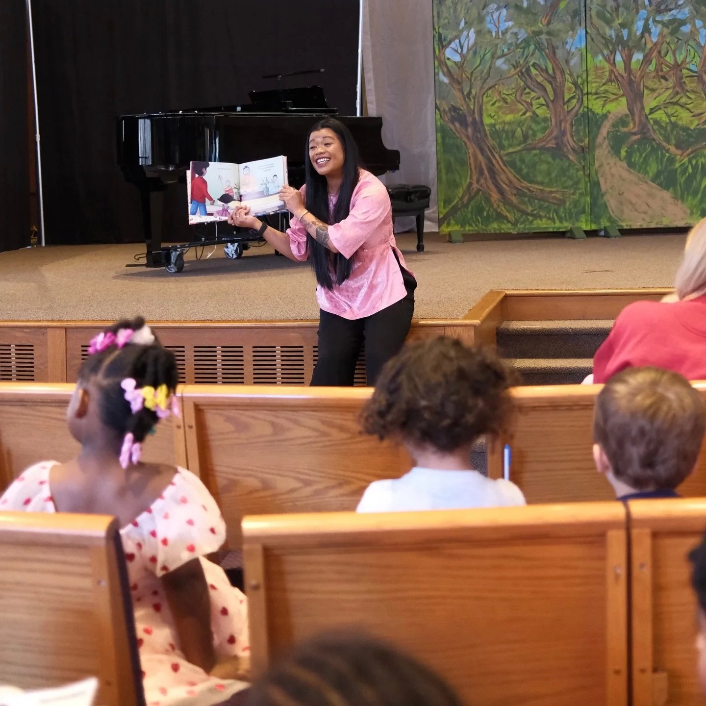 Always love a @childrencollectiveartsacademy author visit! This visit was at an early childhood center in Plymouth. All students were engaged the WHOLE time, even the babies and toddlers. A true testament to the incredible work that Thuba creates and