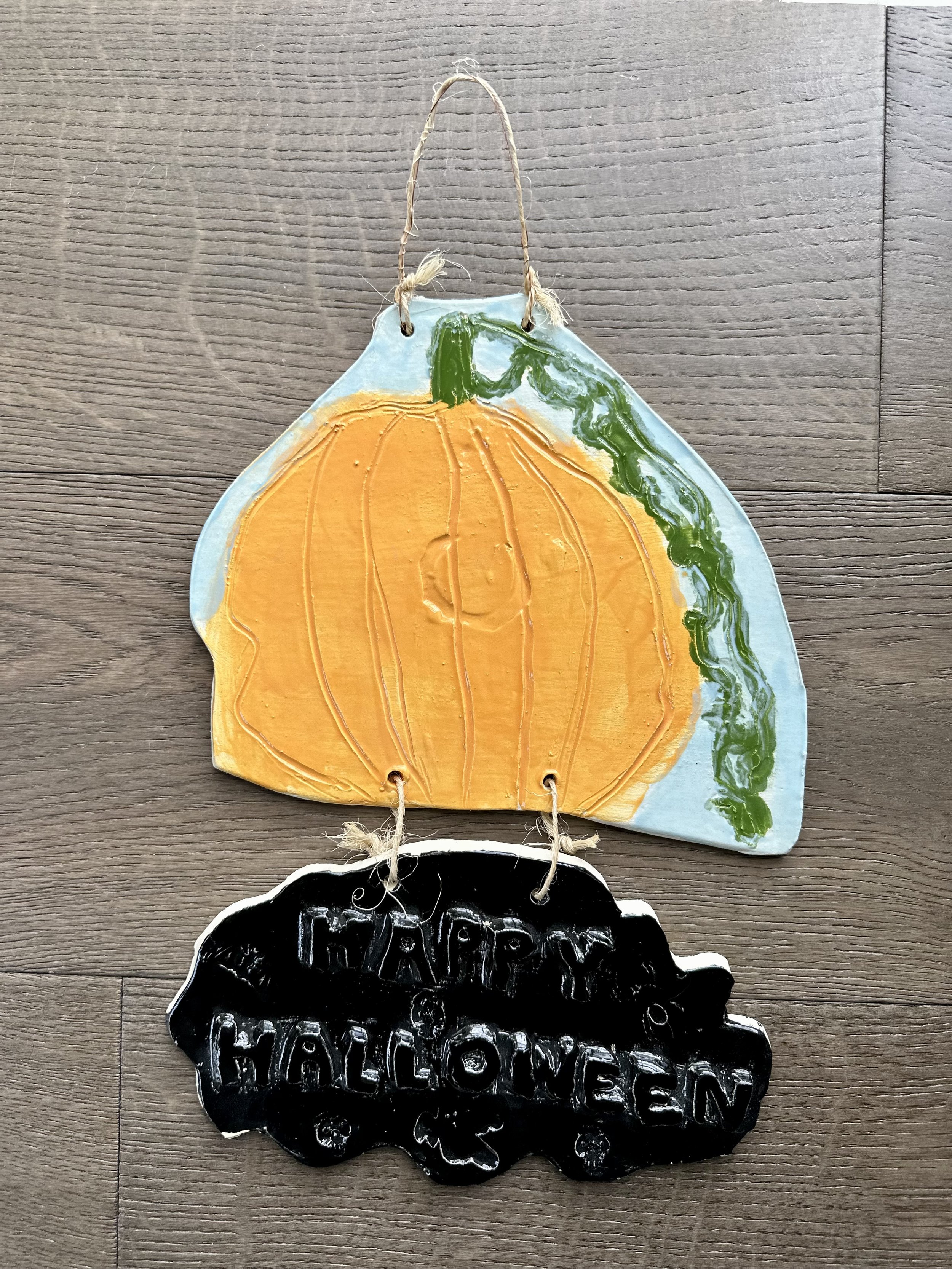 Happy Halloween Plaque