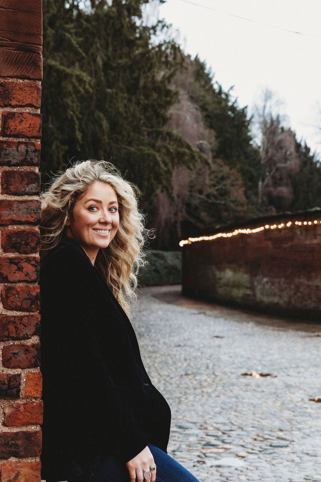 Gemma Donnelly Wellbeing Coach for leaders Manchester and Online to replace Stress and Anxiety with Calm Confidence through retraining the mind & nervous system