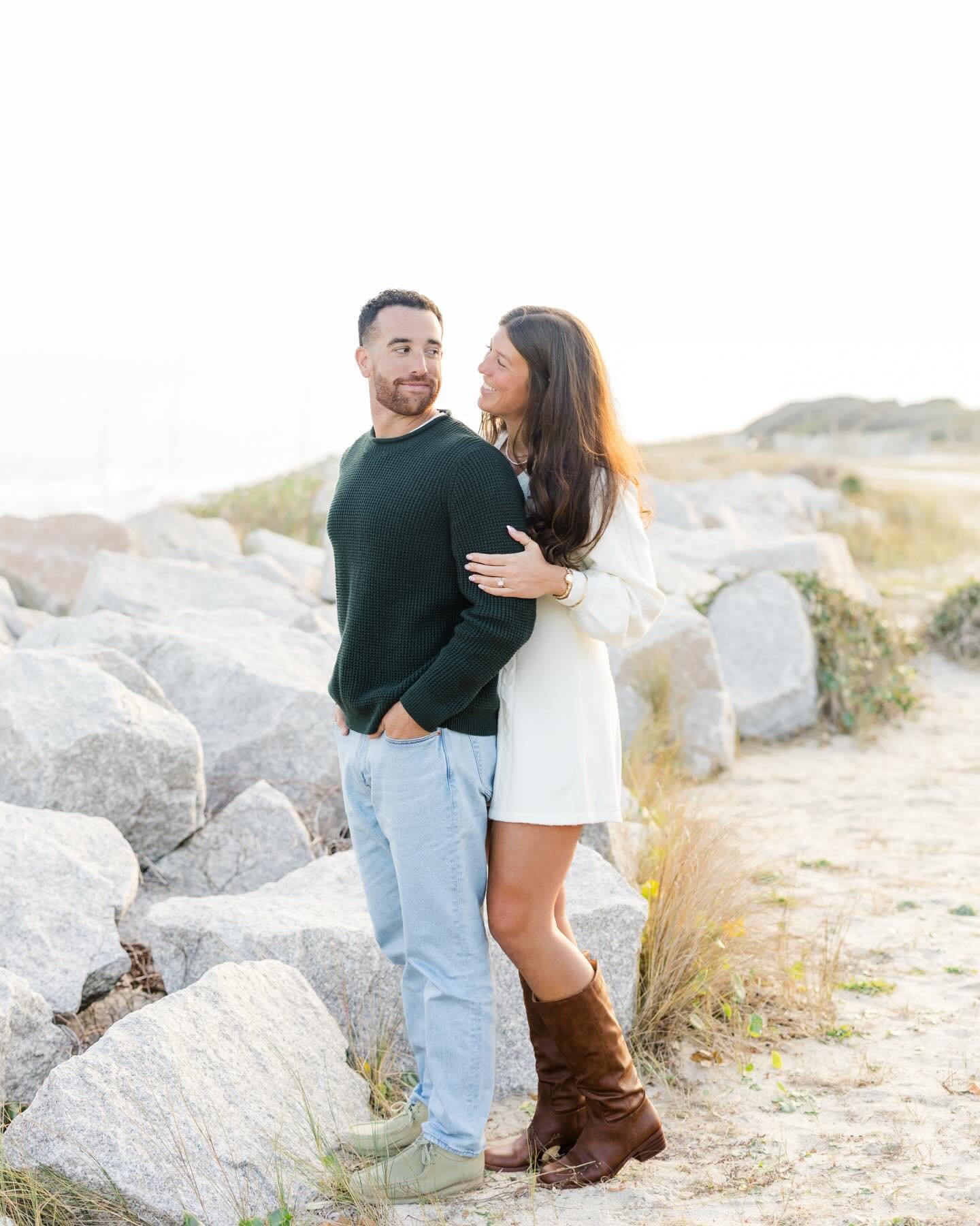 Bryce &amp; Jay, you make love look effortless! Proof that chilly December evenings make for the quietest, most gorgeous sessions full of peaceful sunsets, crisp air, and lots of laughs along the way 🤍