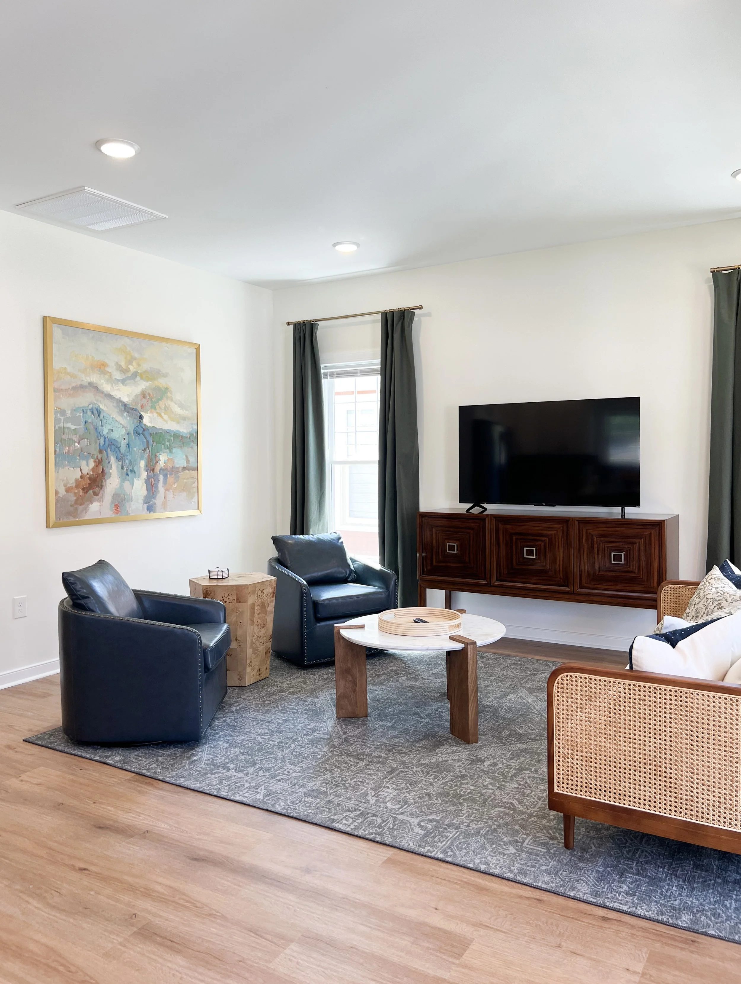 Should I use mid-range or high-end finishes and fixtures in my flip house?