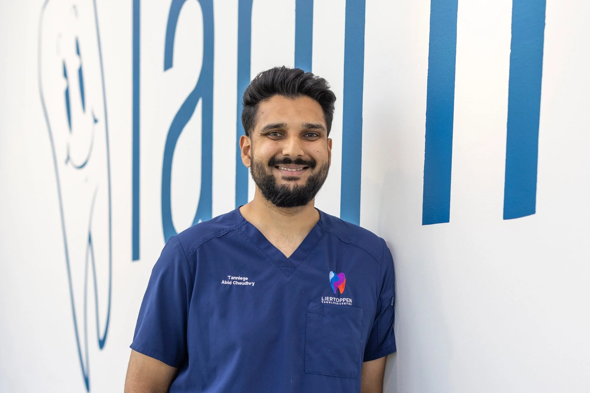 Abid Choudhry – tannlege ved Liertoppen Tannlegesenter